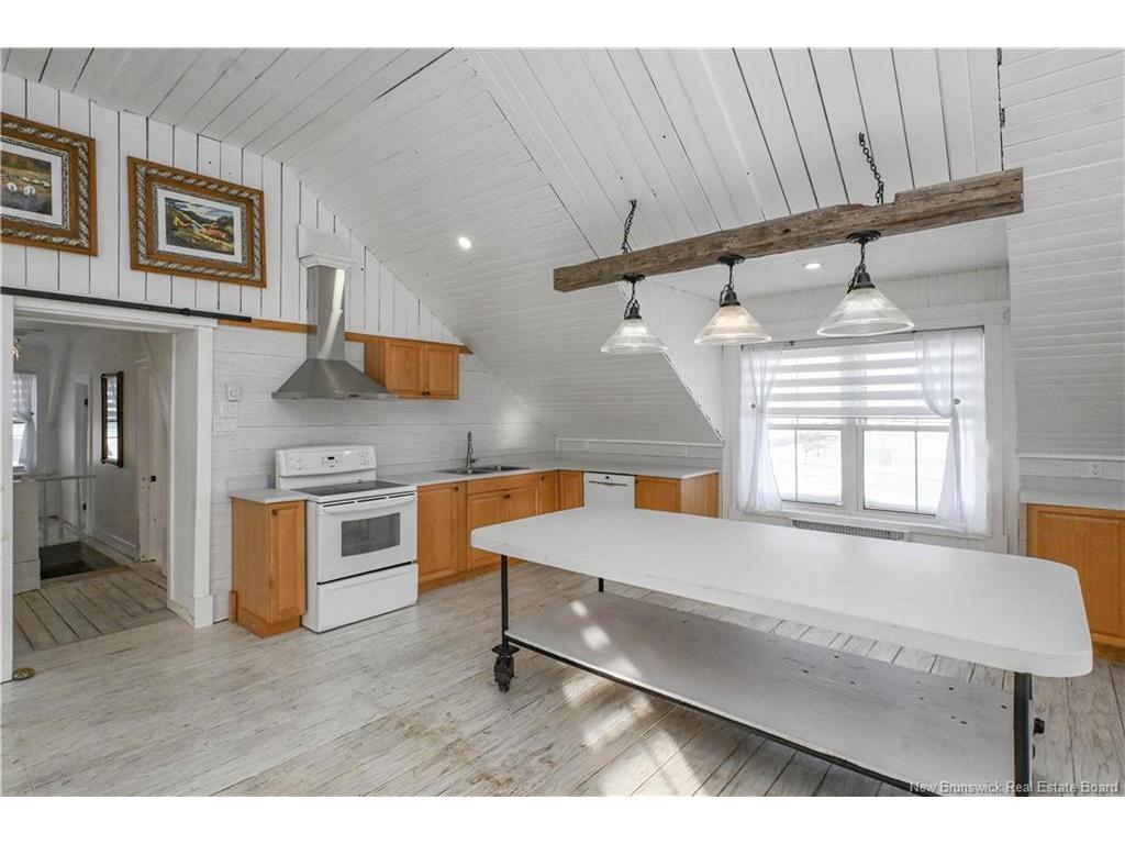 









142


Boul Saint-Pierre E.

BLVD,
Caraquet,




NB
E1W 1B1

