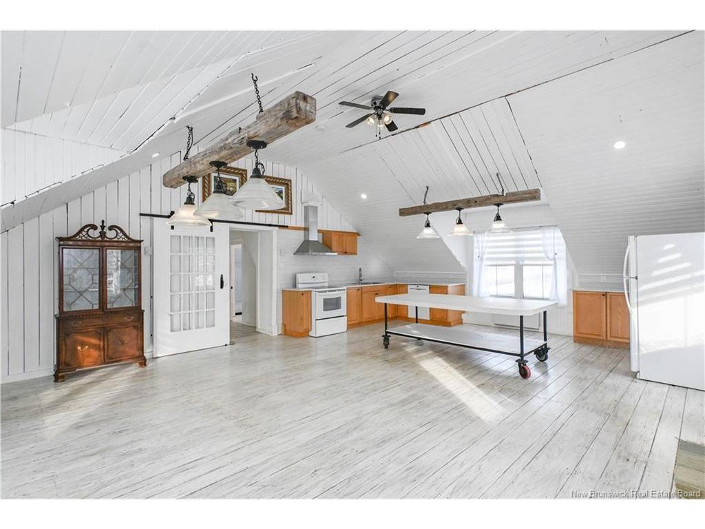 









142


Boul Saint-Pierre E.

BLVD,
Caraquet,




NB
E1W 1B1

