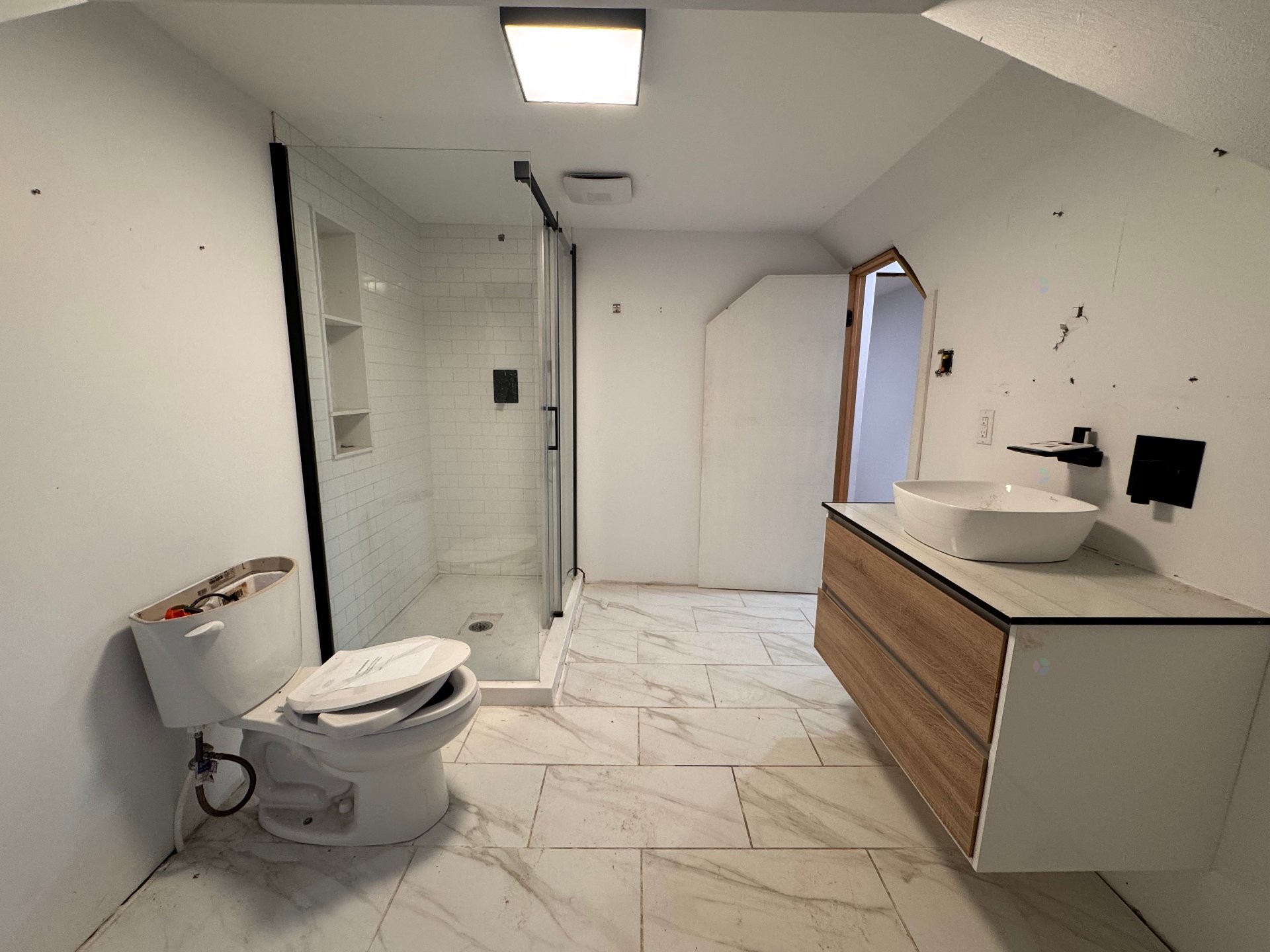 









2030


Ch. de Montréal O.

,
Gatineau (Masson-Angers),




QC
J8M1P8

