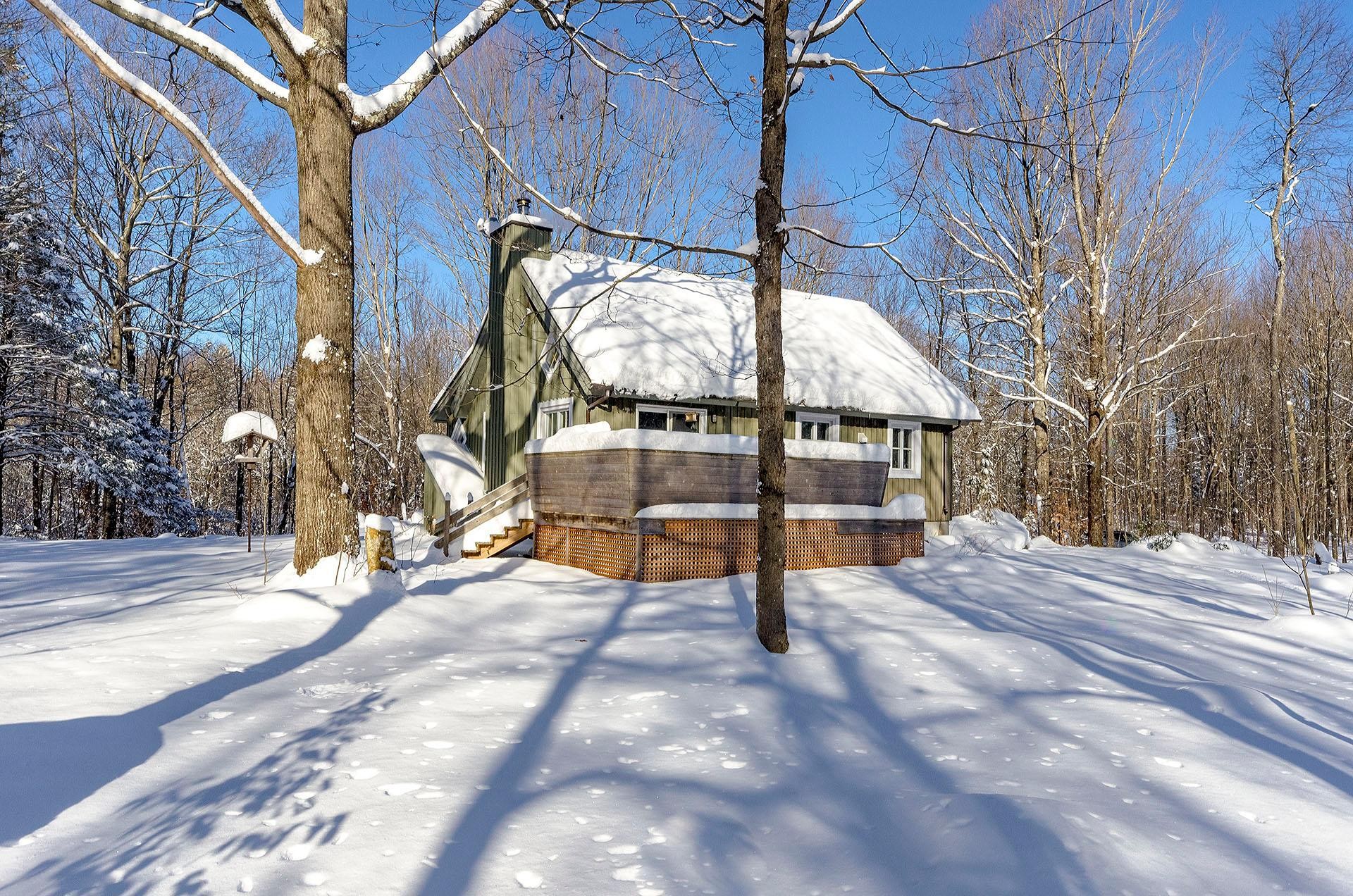 









500


Ch. Élie

,
Sutton,




QC
J0E2K0

