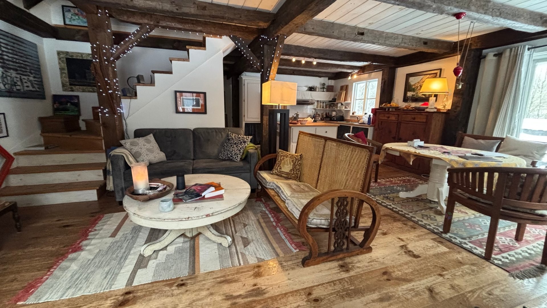 









500


Ch. Élie

,
Sutton,




QC
J0E2K0

