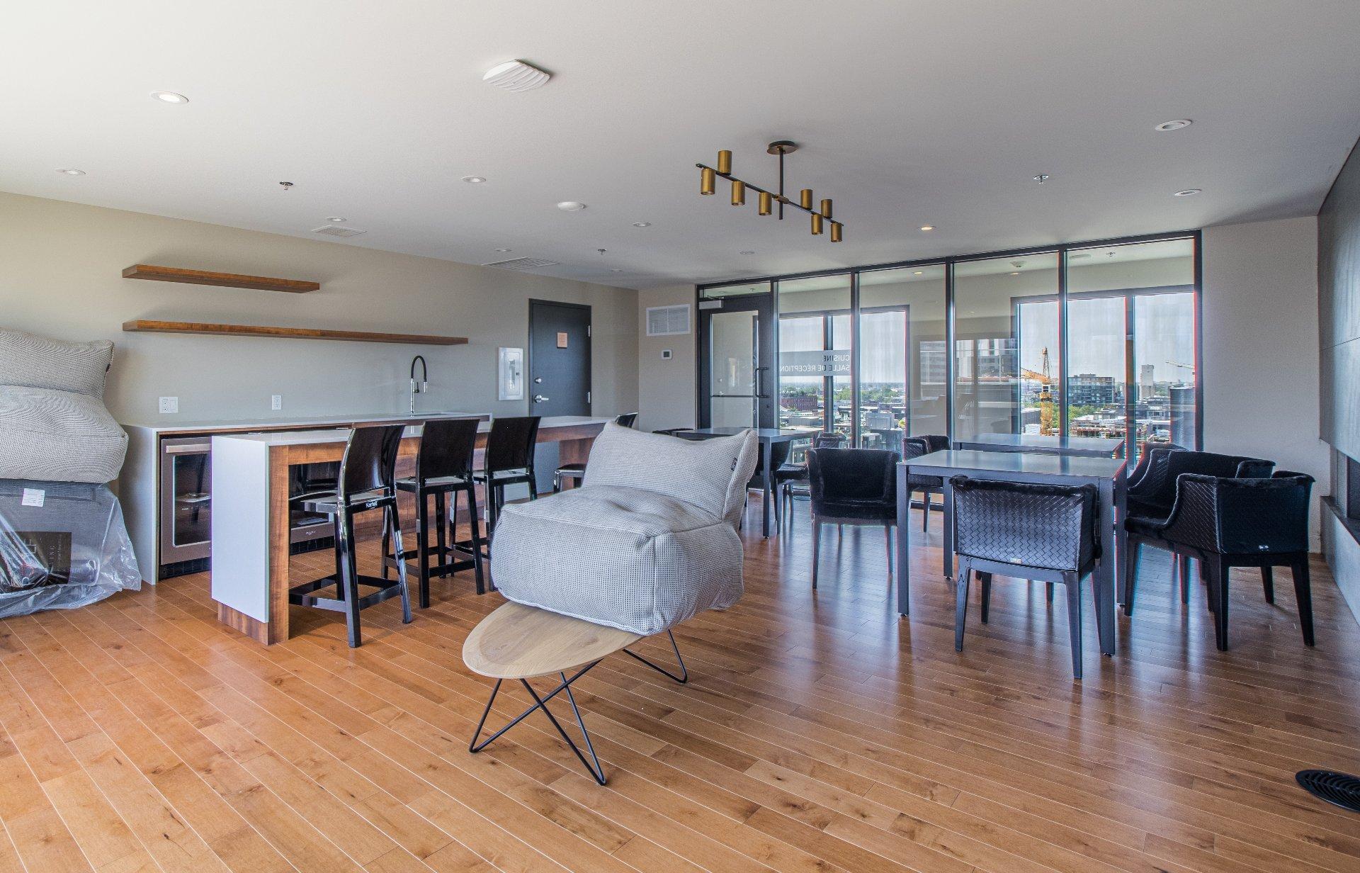 









170


Rue Rioux

, 305,
Montréal (Le Sud-Ouest),




QC
H3C0X3

