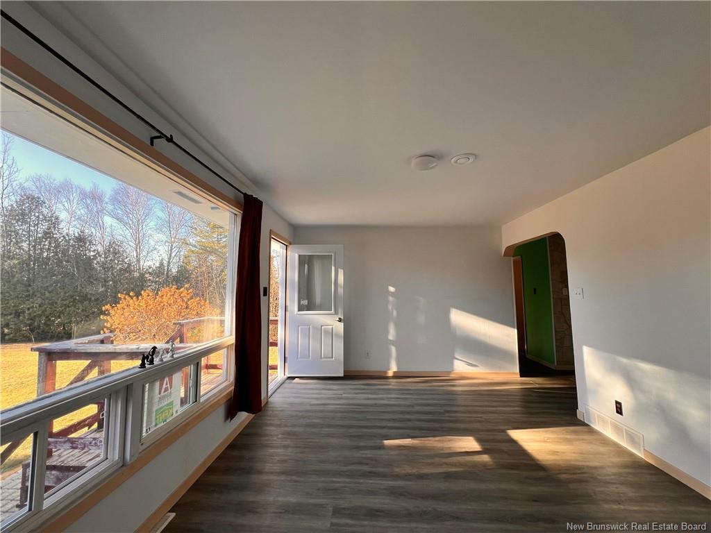 









2758


Sainte-Anne

RD,
Sainte-Anne,




NB
E2A 3Y3

