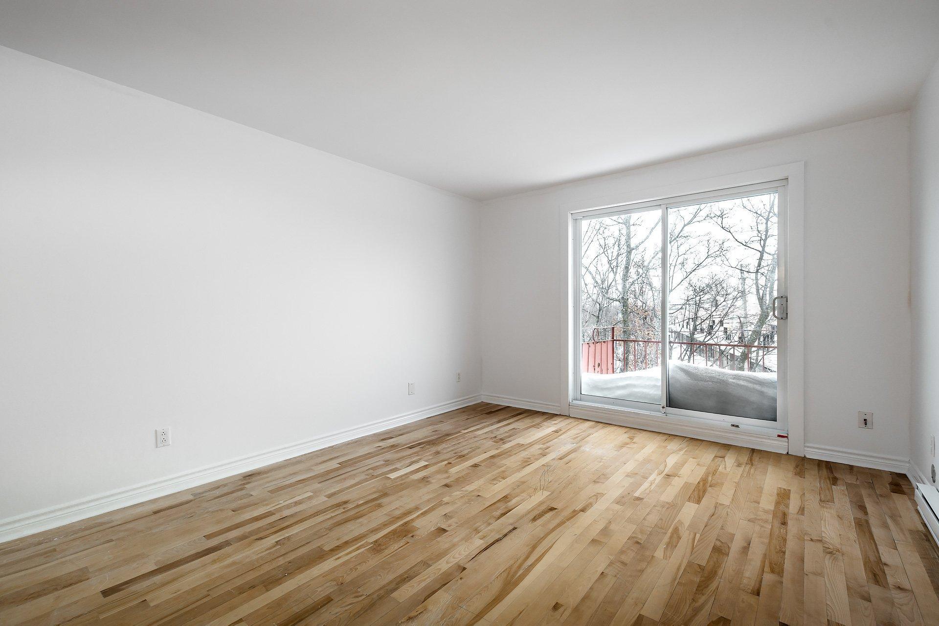 









405


Rue Lamarre

, 7,
Longueuil (Le Vieux-Longueuil),




QC
J4J1T1

