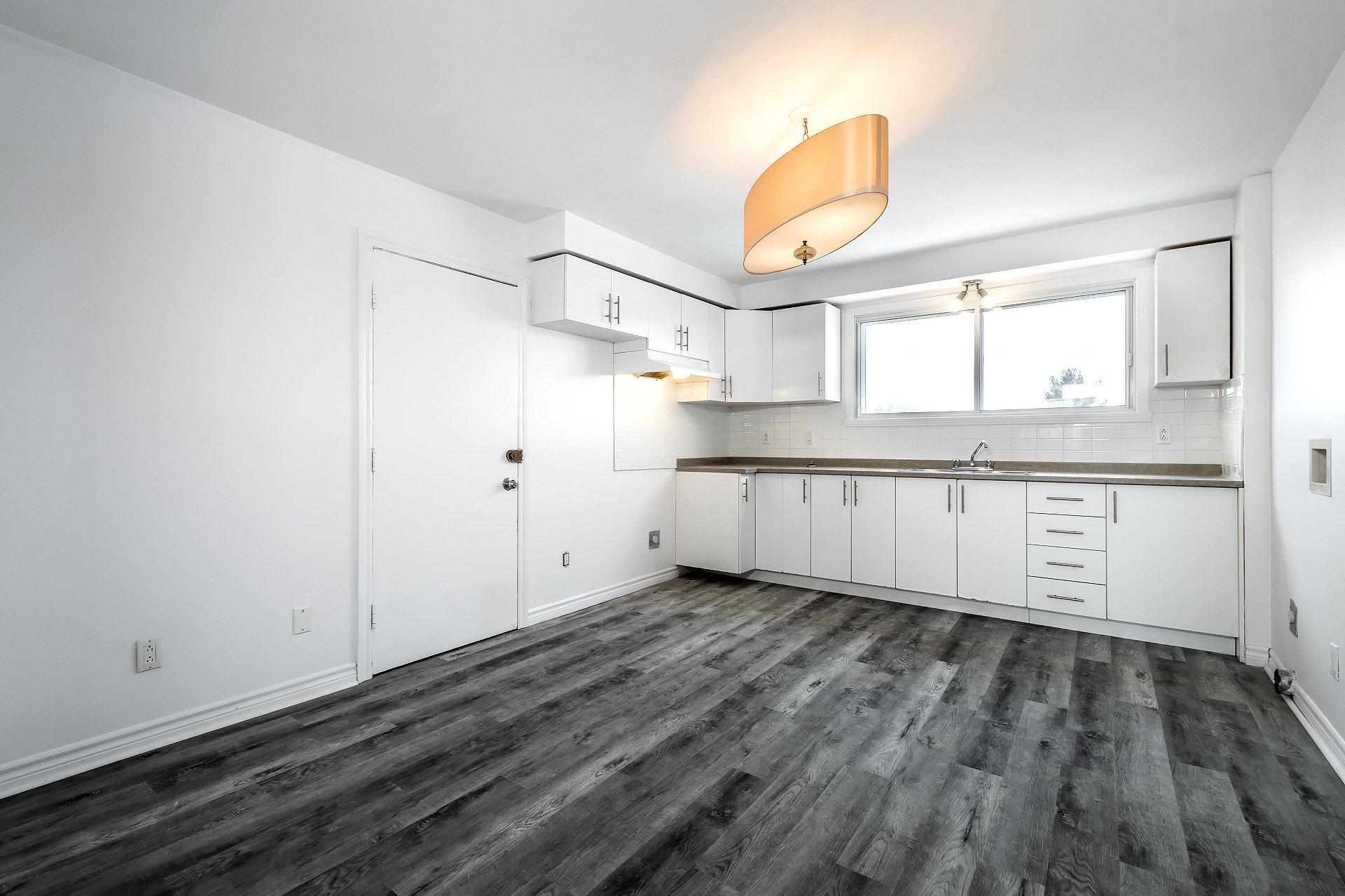 









405


Rue Lamarre

, 7,
Longueuil (Le Vieux-Longueuil),




QC
J4J1T1

