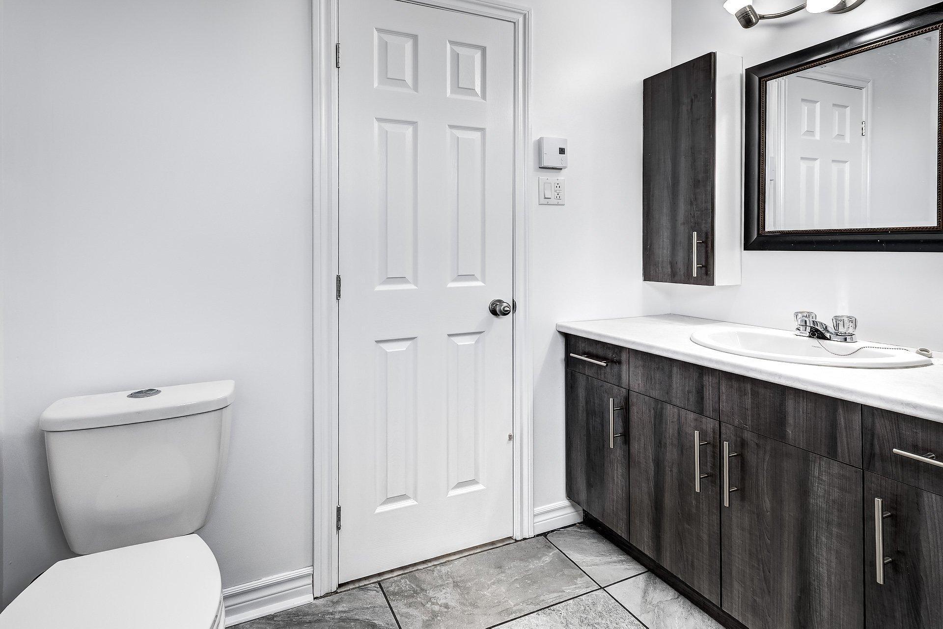 









405


Rue Lamarre

, 7,
Longueuil (Le Vieux-Longueuil),




QC
J4J1T1

