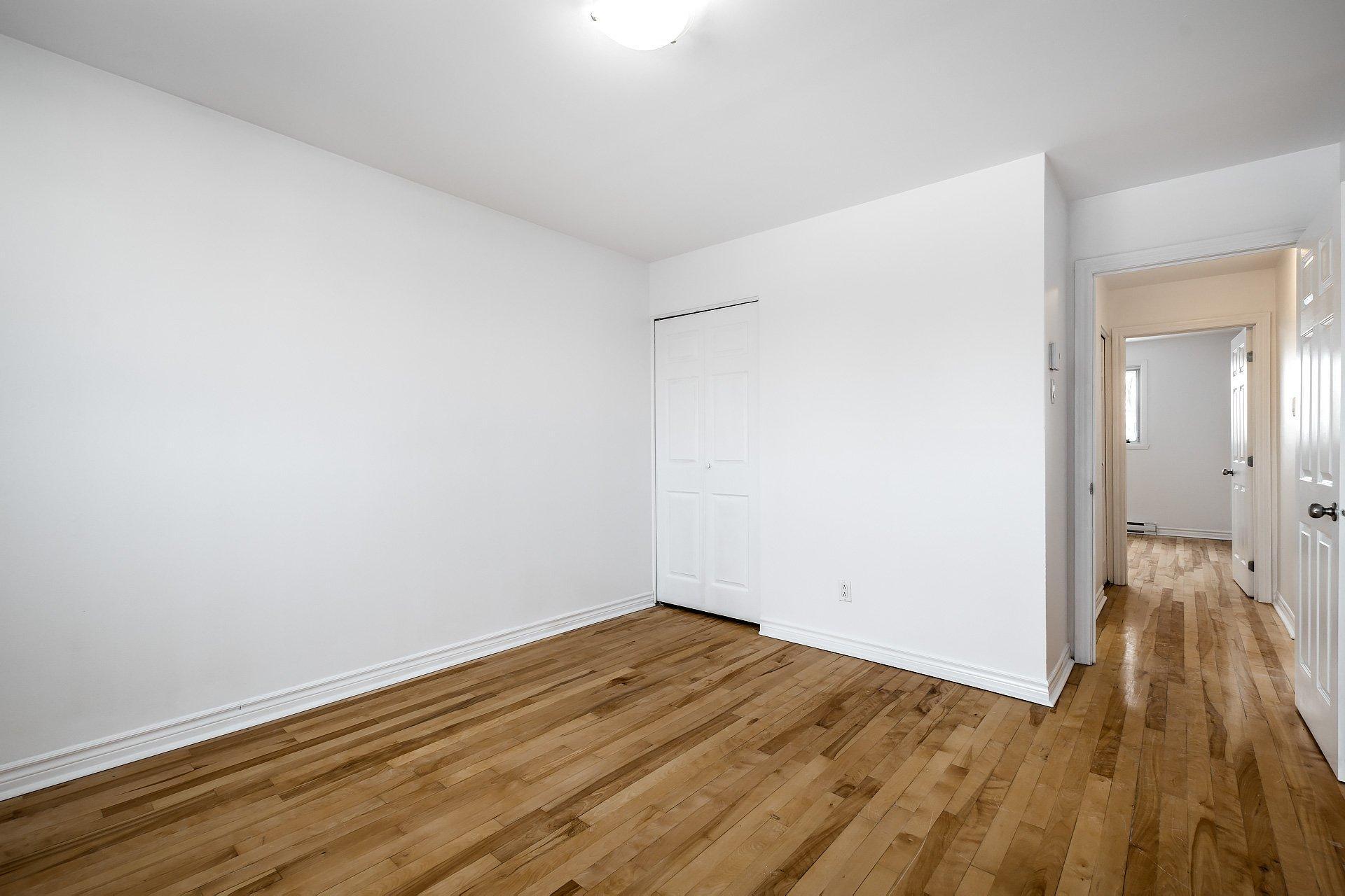 









405


Rue Lamarre

, 7,
Longueuil (Le Vieux-Longueuil),




QC
J4J1T1

