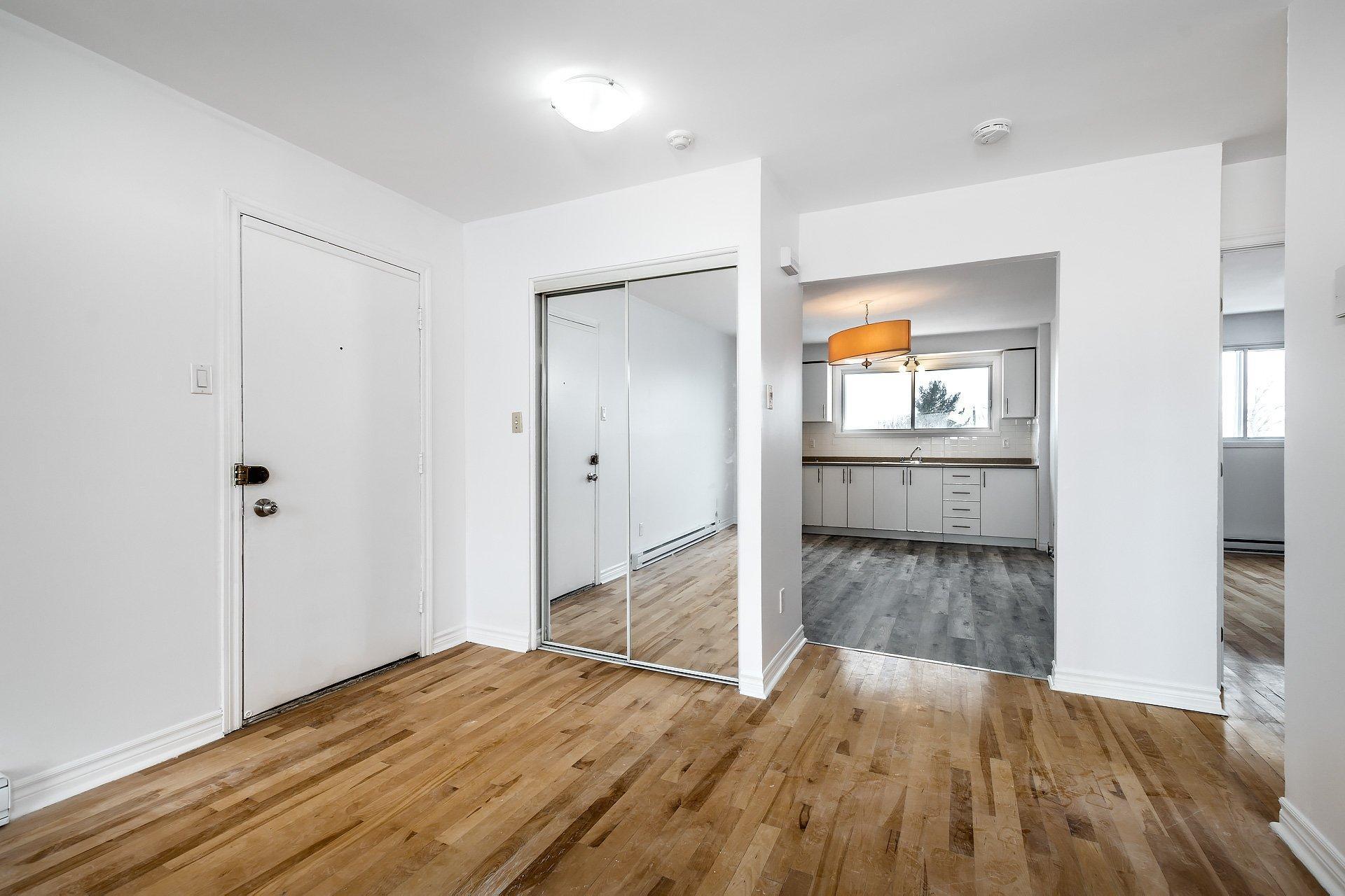 









405


Rue Lamarre

, 7,
Longueuil (Le Vieux-Longueuil),




QC
J4J1T1

