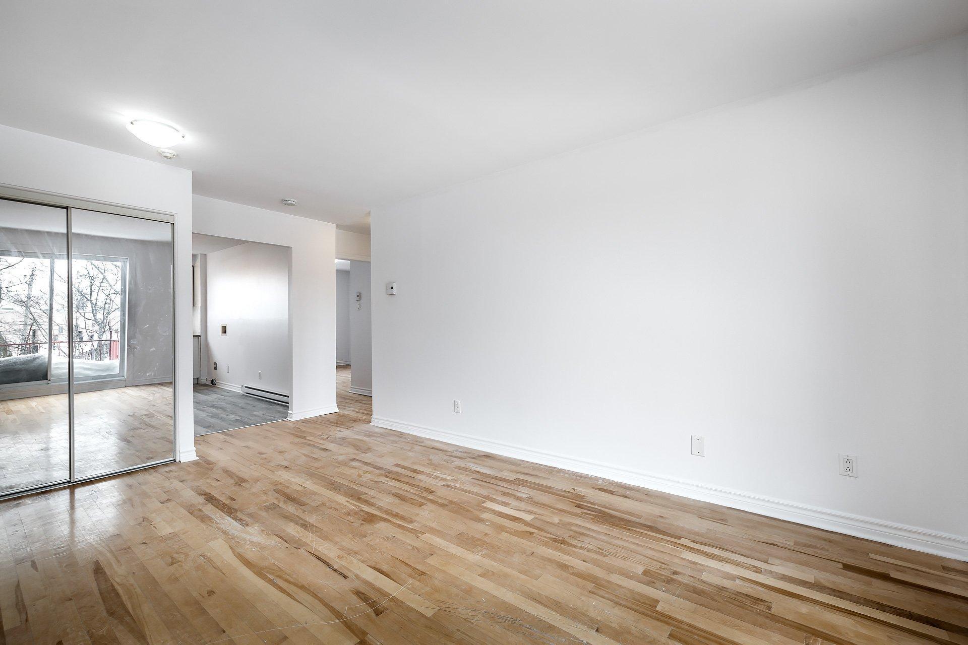 









405


Rue Lamarre

, 7,
Longueuil (Le Vieux-Longueuil),




QC
J4J1T1

