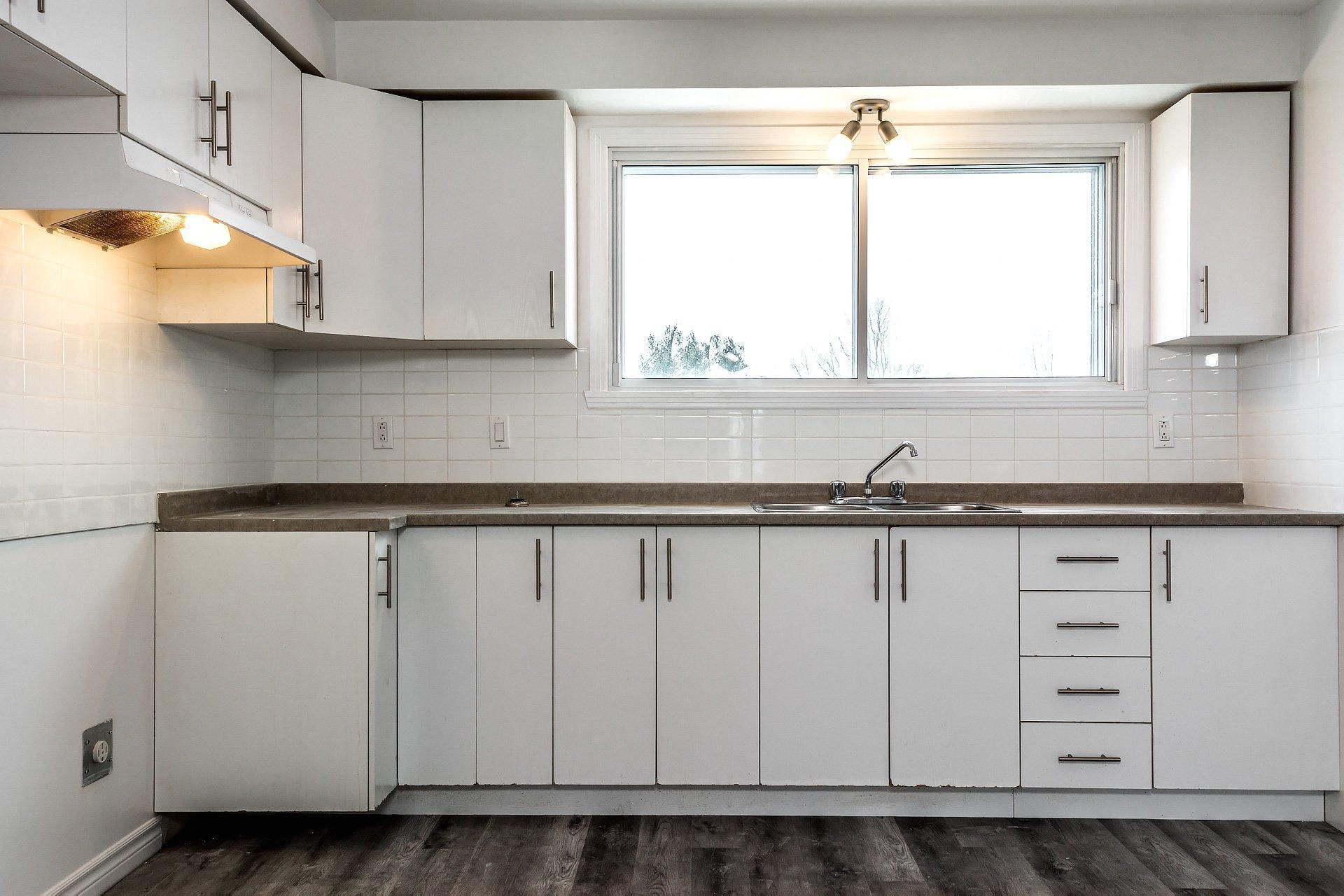 









405


Rue Lamarre

, 7,
Longueuil (Le Vieux-Longueuil),




QC
J4J1T1

