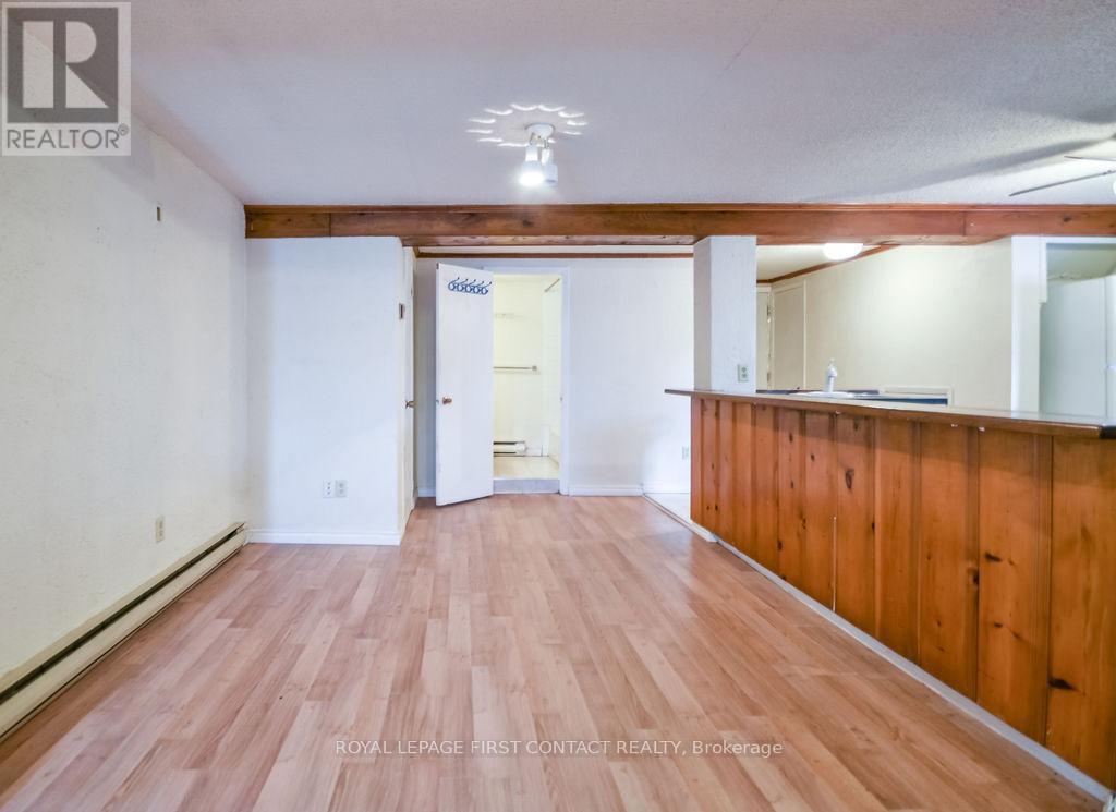 












3071 MOSLEY STREET

,
Wasaga Beach,




Ontario
L9Z1W7

