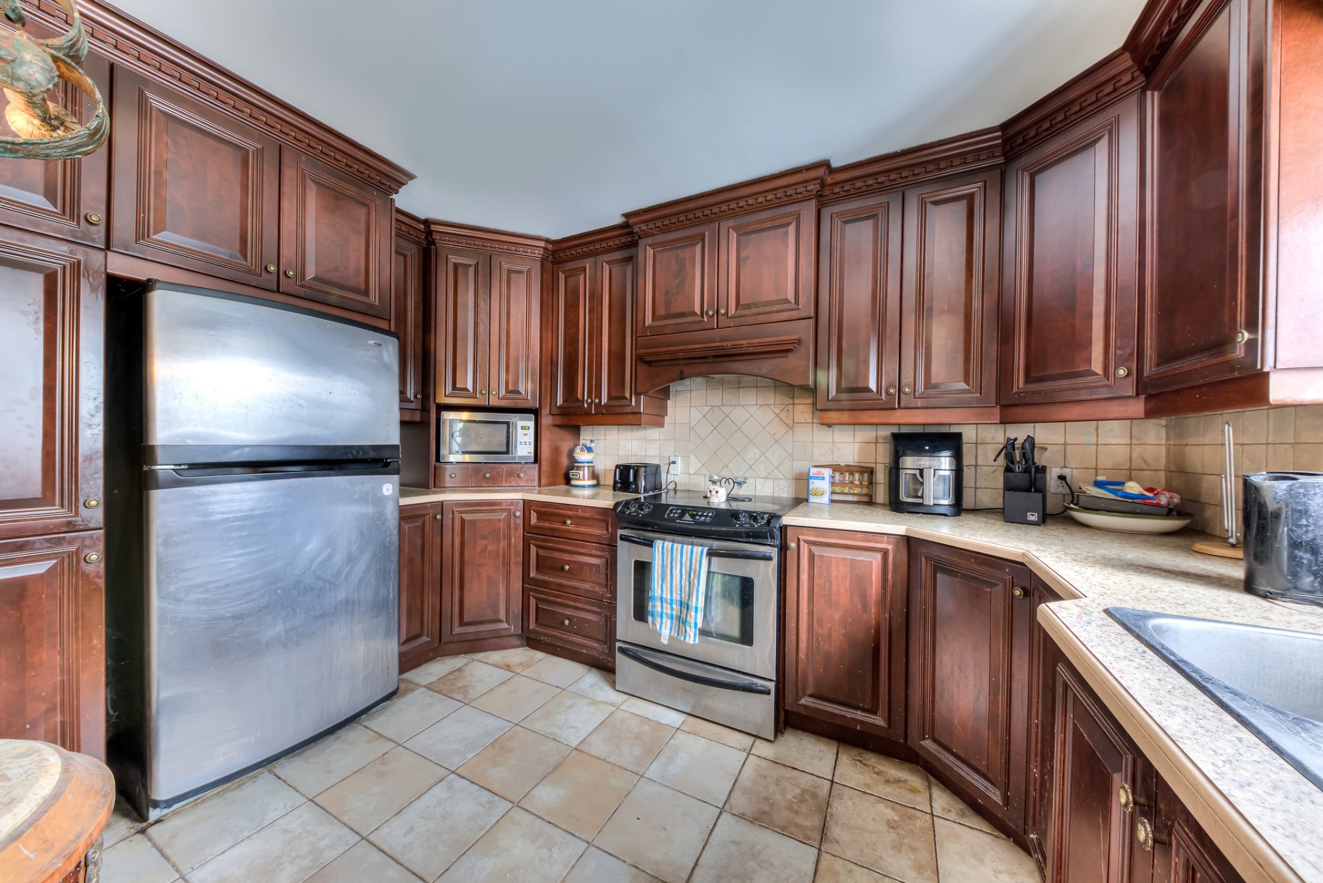 









18246


Rue de la Promenade

,
Mirabel,




QC
J7J1B6

