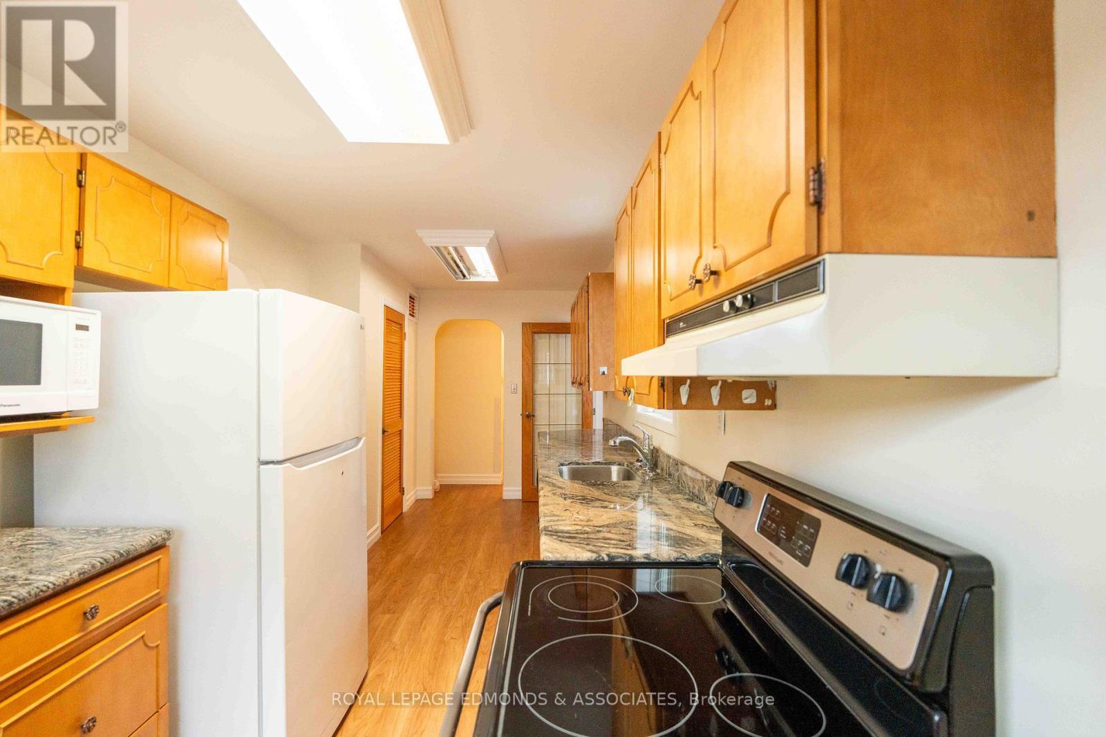 












57 BEACH AVENUE

,
Deep River,




Ontario
K0J1P0

