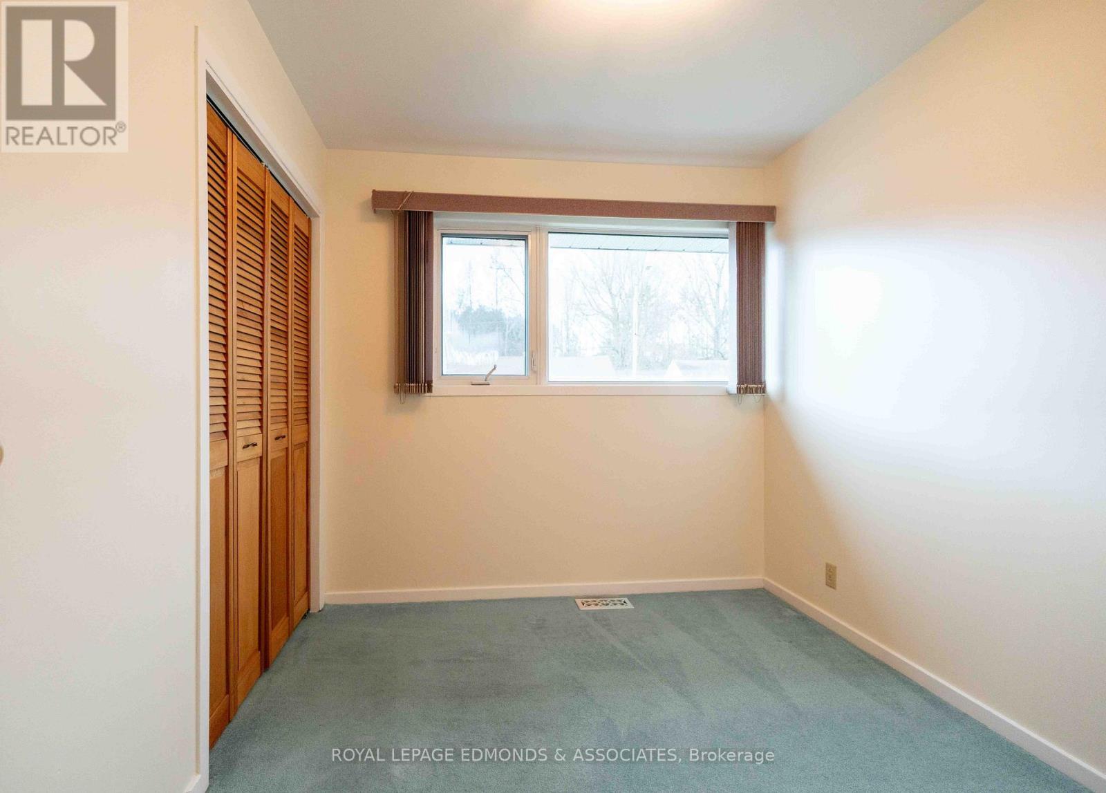 












57 BEACH AVENUE

,
Deep River,




Ontario
K0J1P0

