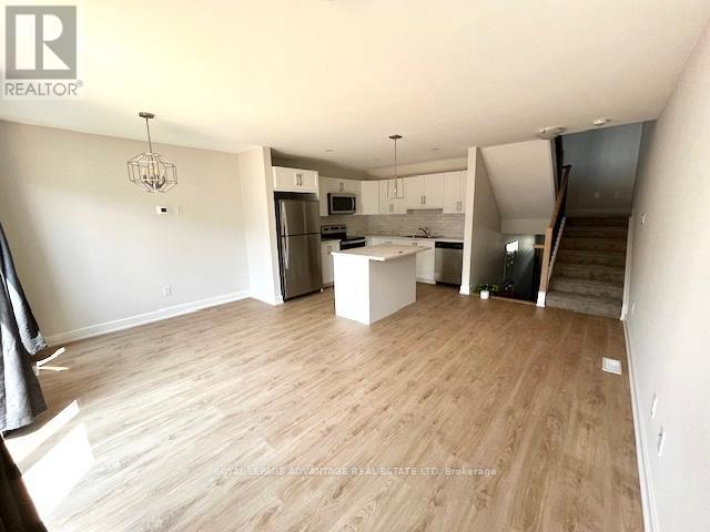 












69 WHITCOMB CRESCENT

,
Smiths Falls,




Ontario
K7A0A2

