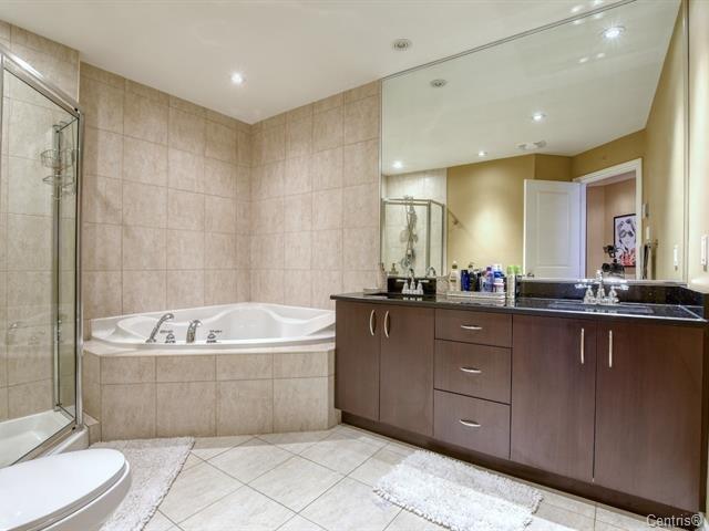 









4304Z


Av. Ernest-Hemingway

,
Montréal (Saint-Laurent),




QC
H9R3N6

