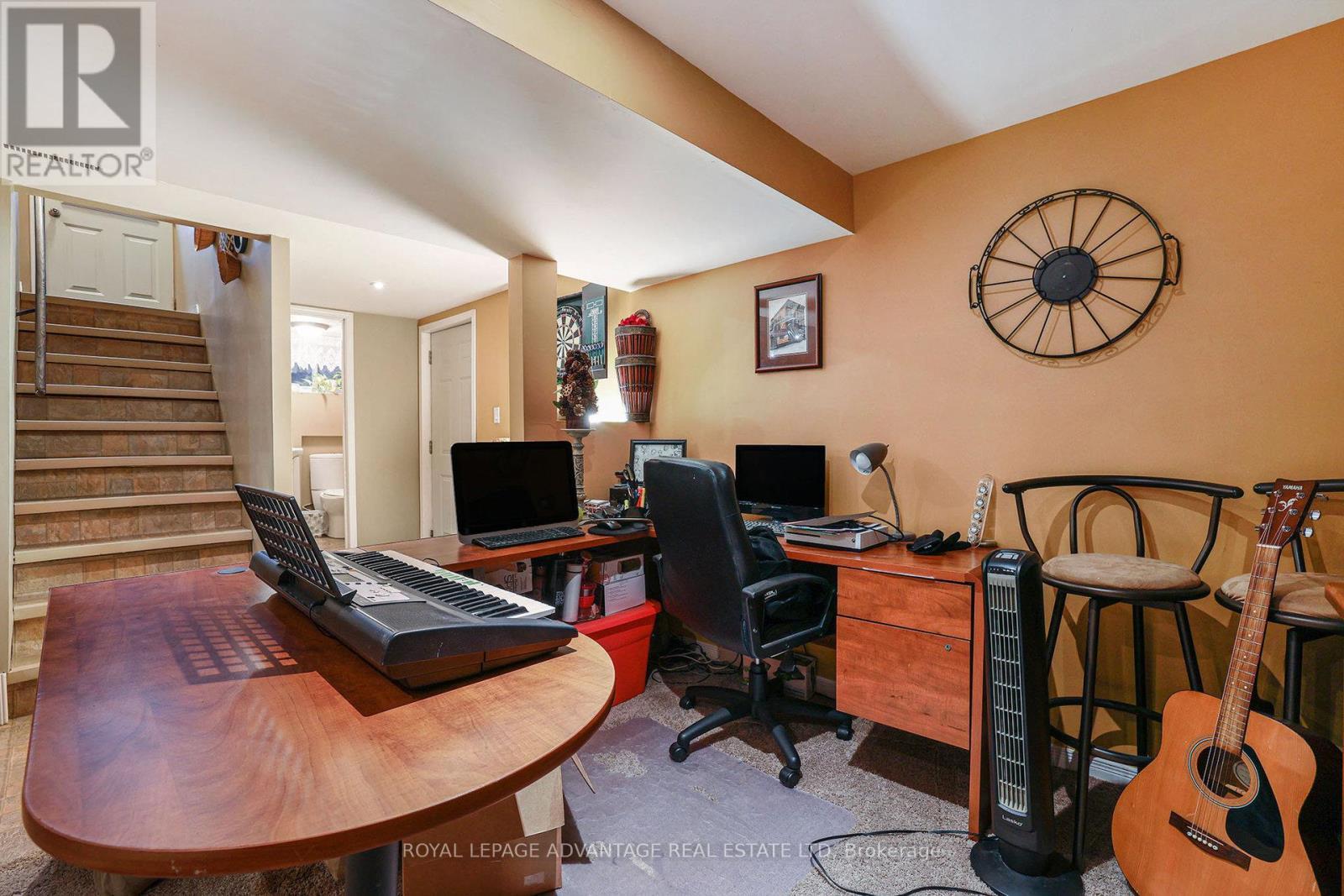 












123 QUEEN STREET

,
Smiths Falls,




Ontario
K7A3N7

