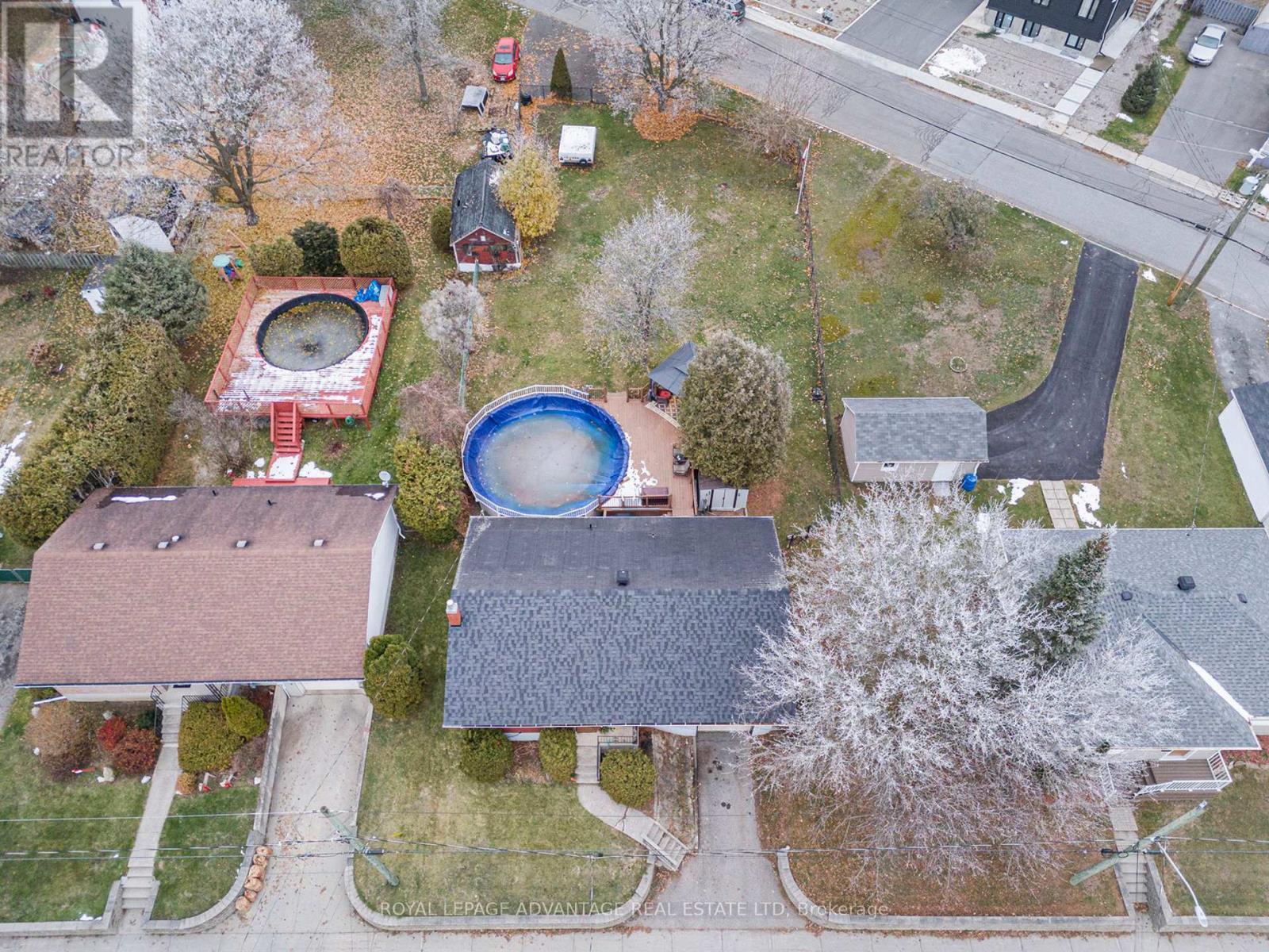 












123 QUEEN STREET

,
Smiths Falls,




Ontario
K7A3N7

