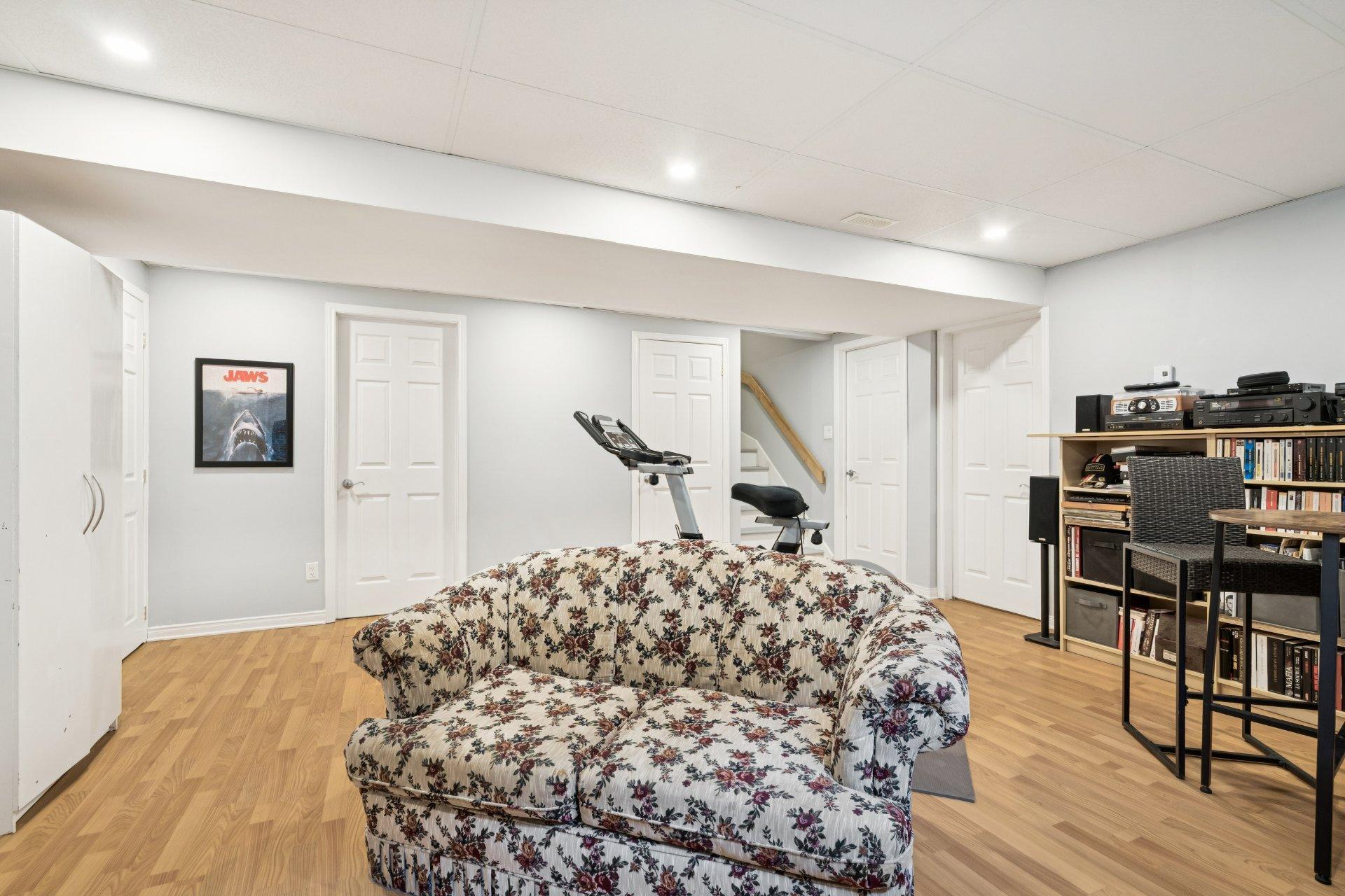 









35


Rue de Ségovie

,
Candiac,




QC
J5R6Y2

