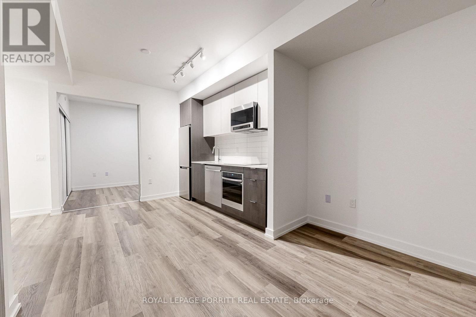 












509 - 6 CHARTWELL ROAD

,
Toronto,




Ontario
M8Z4E8

