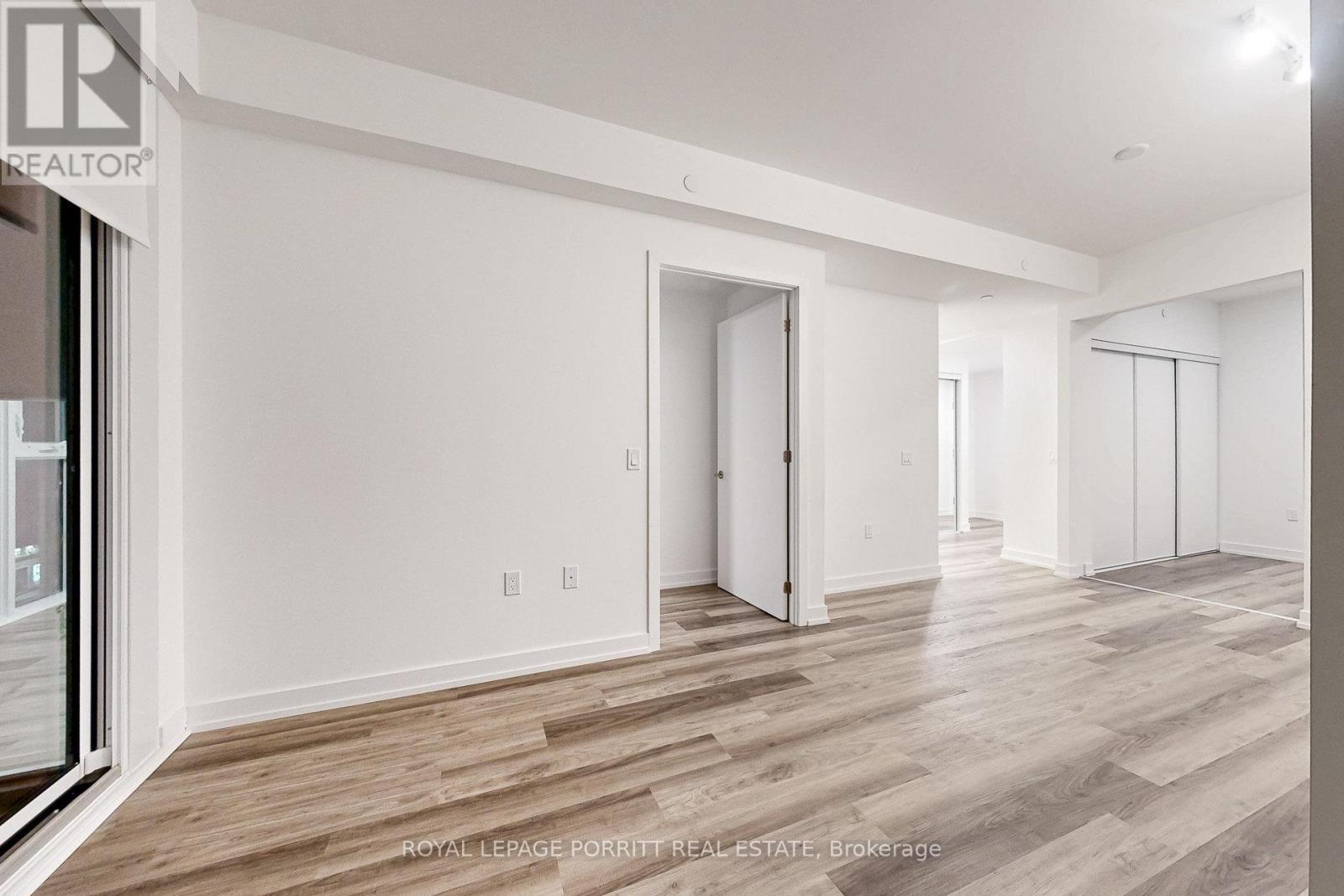 












509 - 6 CHARTWELL ROAD

,
Toronto,




Ontario
M8Z4E8

