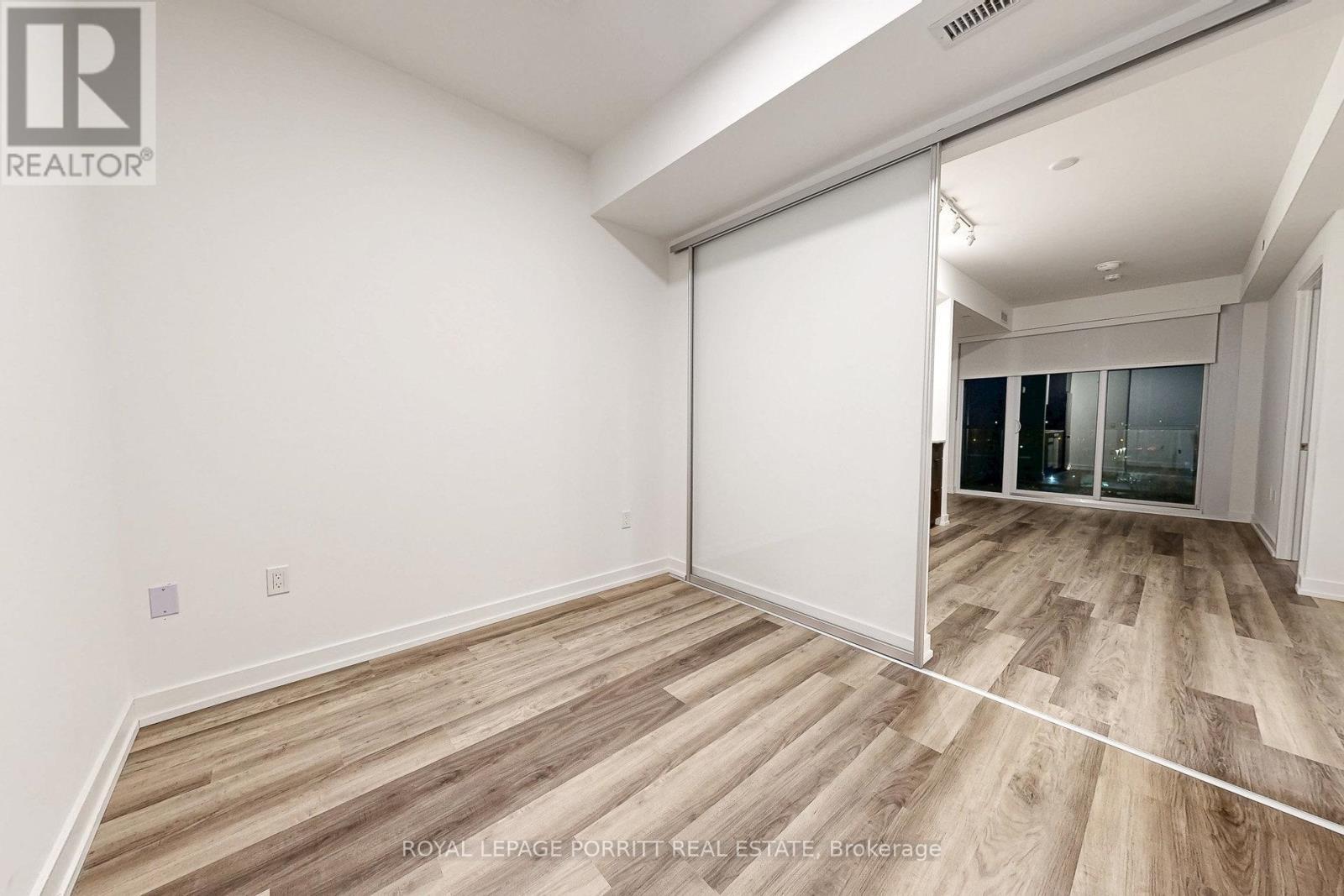 












509 - 6 CHARTWELL ROAD

,
Toronto,




Ontario
M8Z4E8

