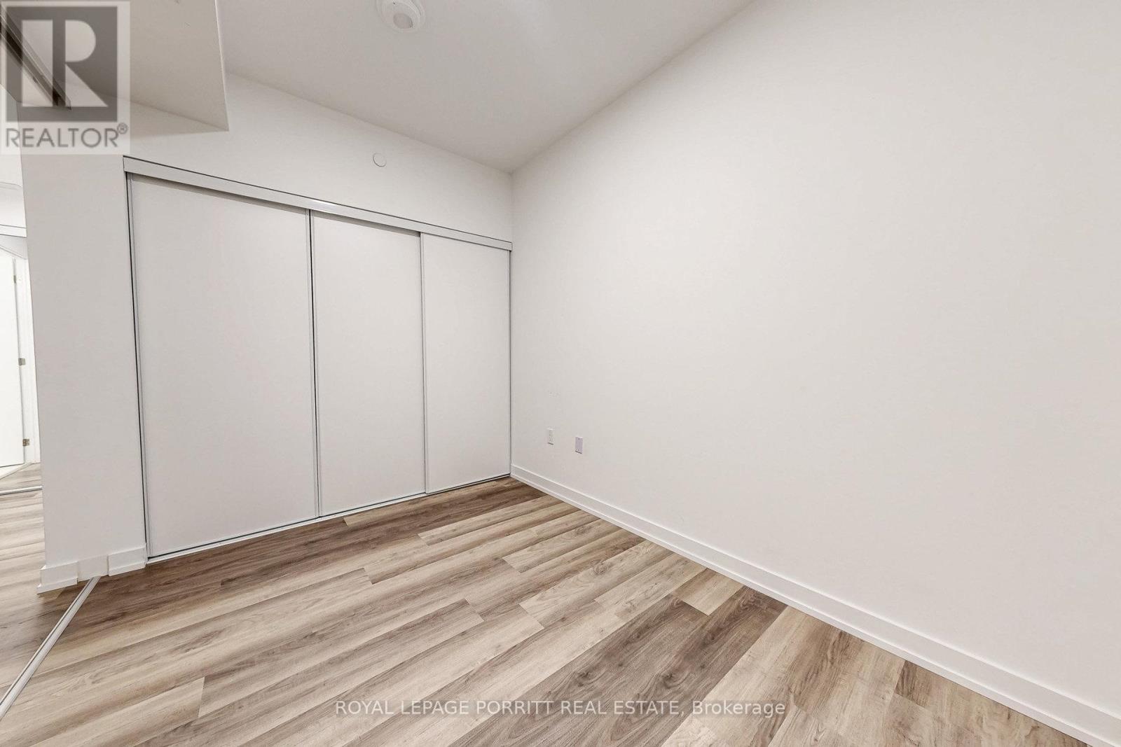 












509 - 6 CHARTWELL ROAD

,
Toronto,




Ontario
M8Z4E8

