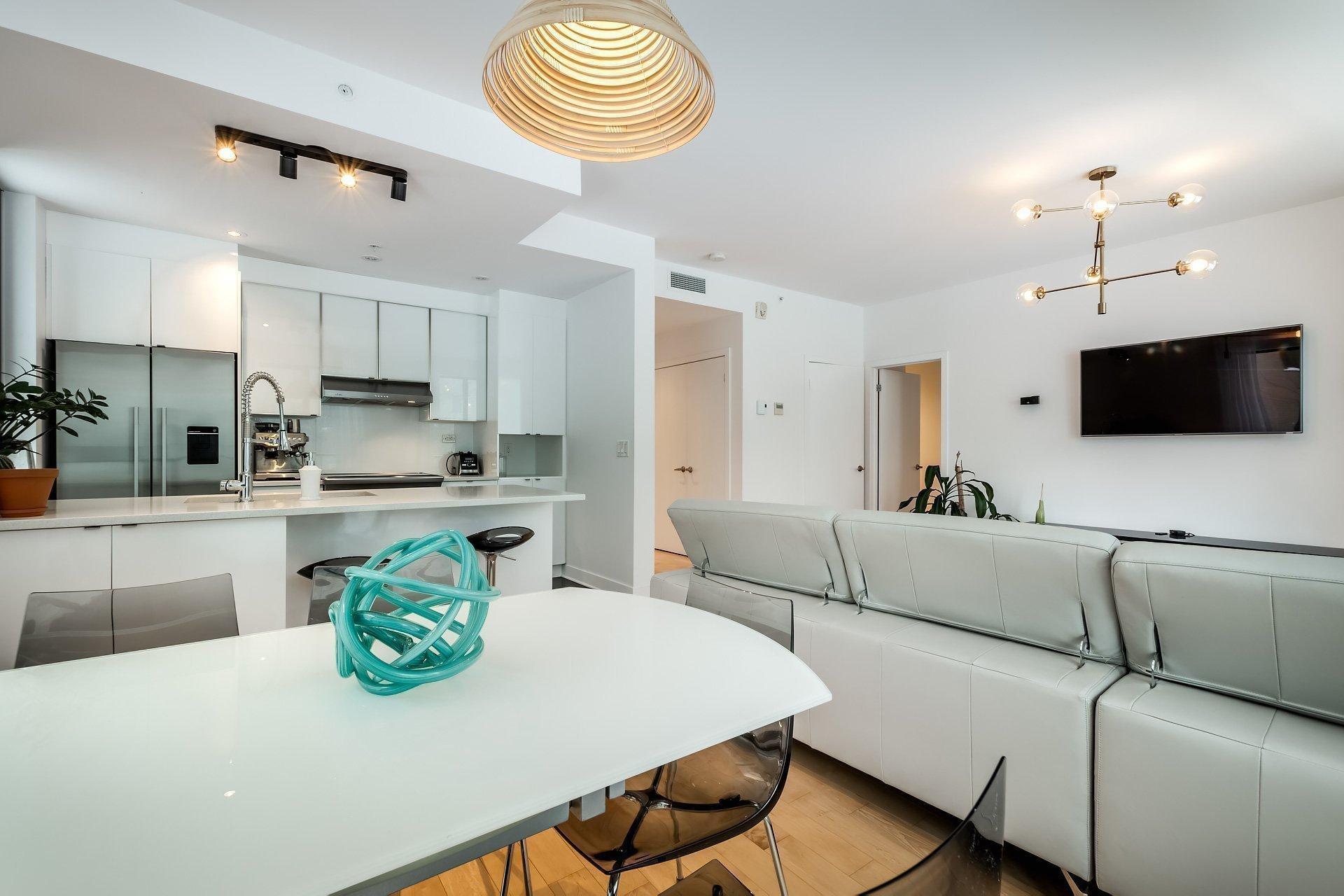 









7317


Av. Victoria

, 211,
Montréal (Côte-des-Neiges/Notre-Dame-de-Grâce),




QC
H4P0A3

