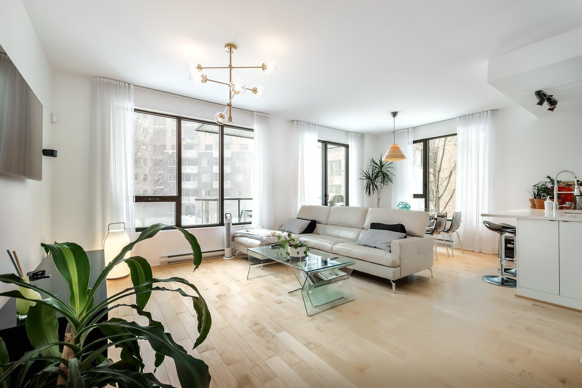 









7317


Av. Victoria

, 211,
Montréal (Côte-des-Neiges/Notre-Dame-de-Grâce),




QC
H4P0A3

