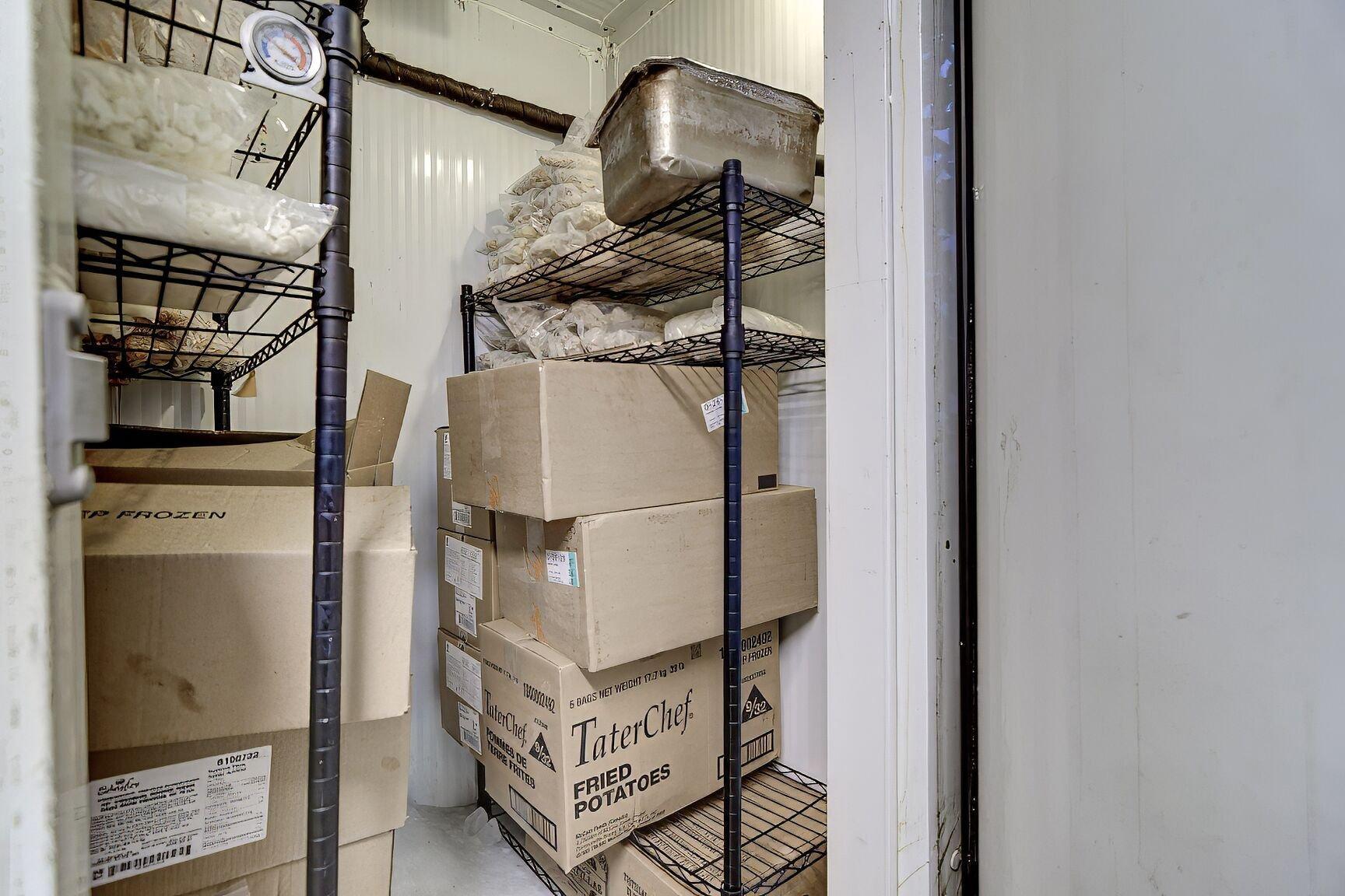 









2


Rue Non Disponible-Unavailable

,
Montréal (Le Sud-Ouest),




QC
H4T0A6

