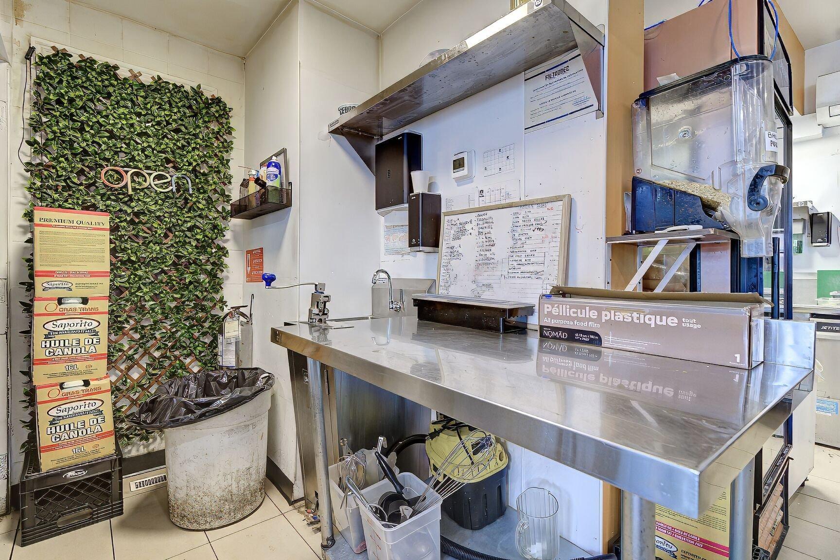 









2


Rue Non Disponible-Unavailable

,
Montréal (Le Sud-Ouest),




QC
H4T0A6

