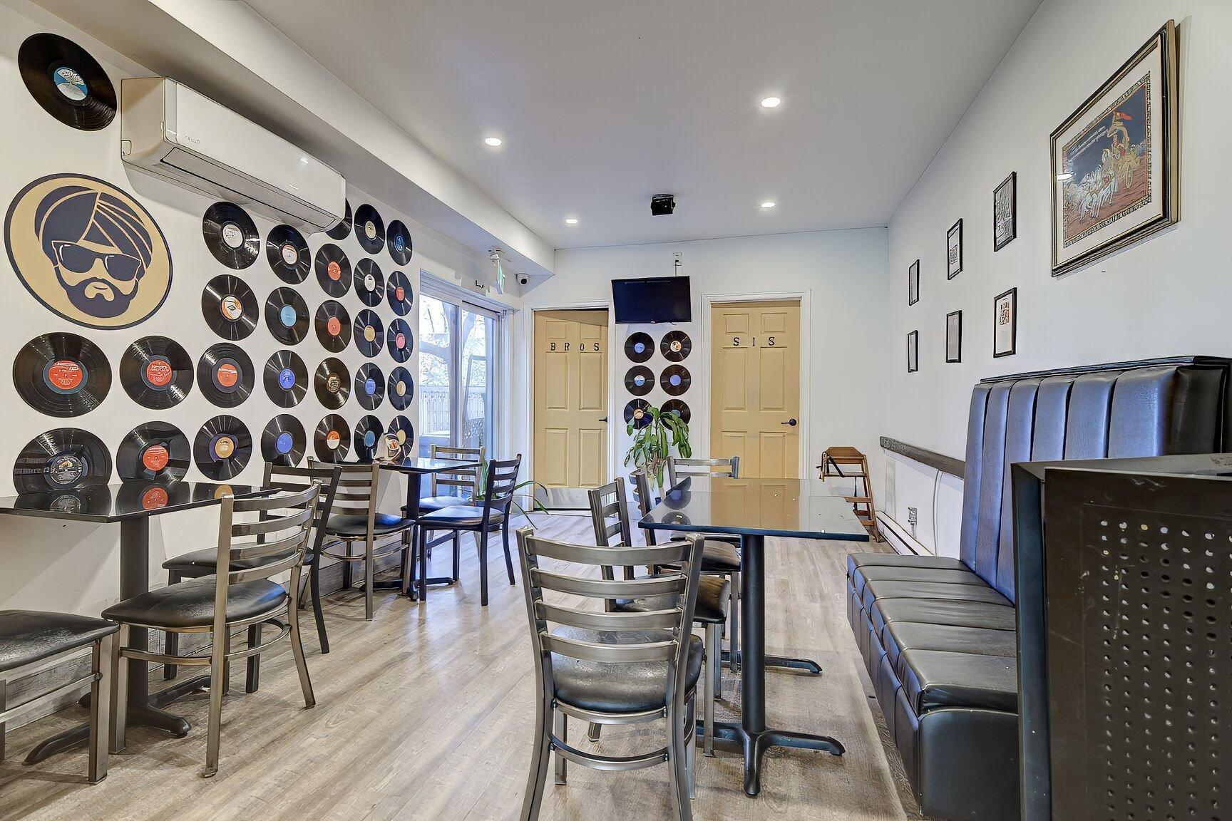 









2


Rue Non Disponible-Unavailable

,
Montréal (Le Sud-Ouest),




QC
H4T0A6

