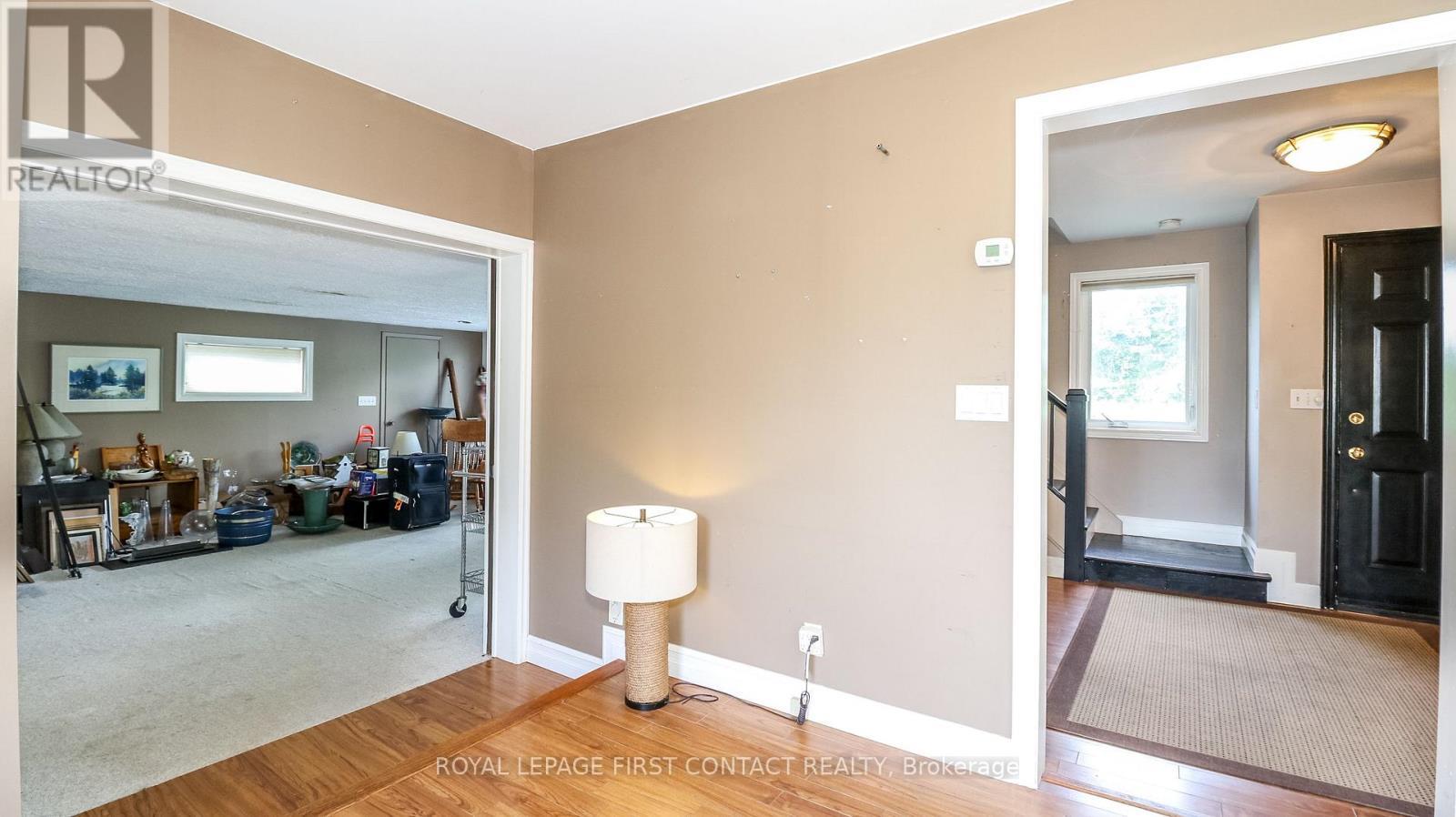 












953 RIDGE ROAD W

,
Oro-Medonte,




Ontario
L0L2E0

