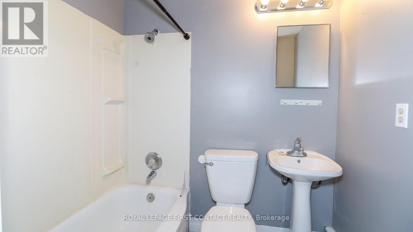 












953 RIDGE ROAD W

,
Oro-Medonte,




Ontario
L0L2E0

