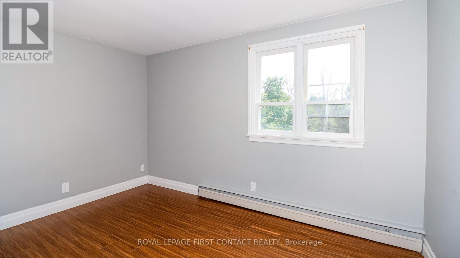 












953 RIDGE ROAD W

,
Oro-Medonte,




Ontario
L0L2E0

