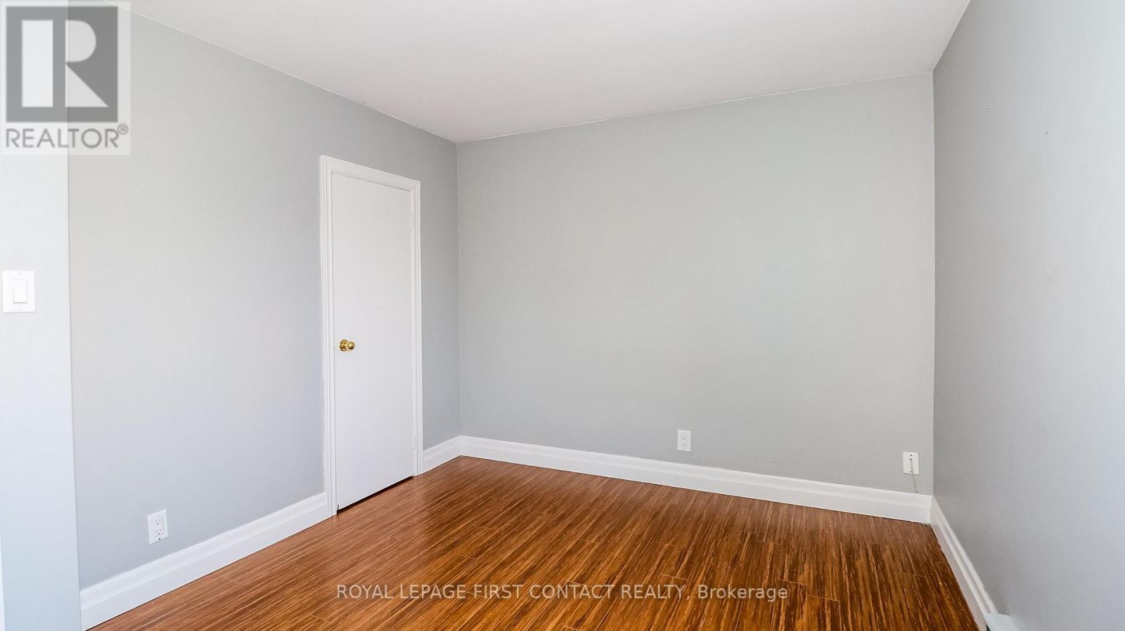 












953 RIDGE ROAD W

,
Oro-Medonte,




Ontario
L0L2E0

