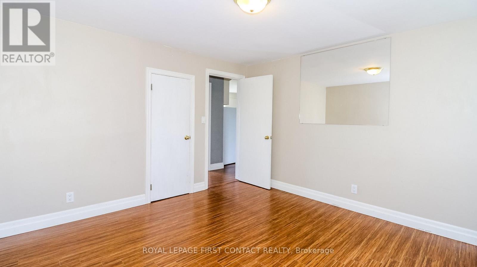 












953 RIDGE ROAD W

,
Oro-Medonte,




Ontario
L0L2E0

