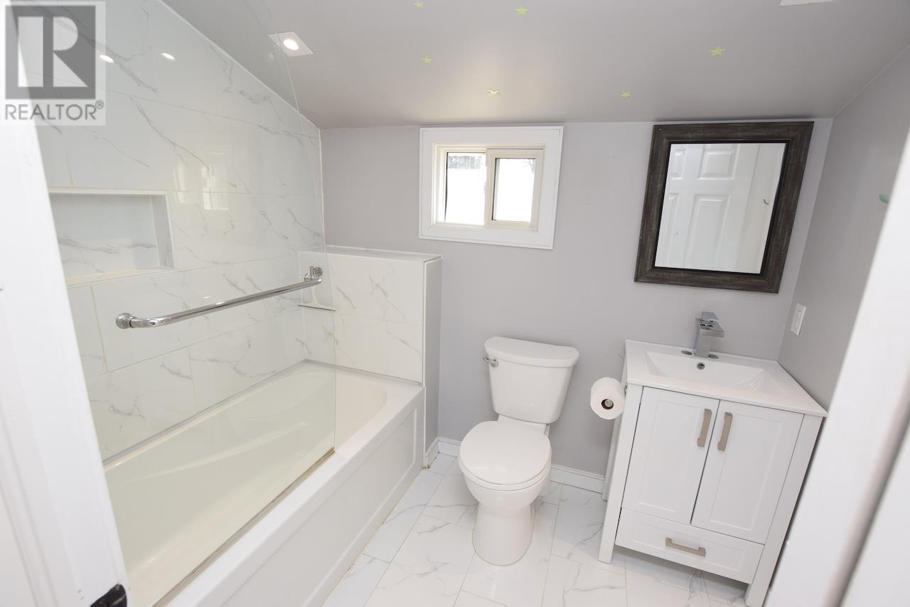 












23 Main ST

,
Iron Bridge,




Ontario
P0R1H0

