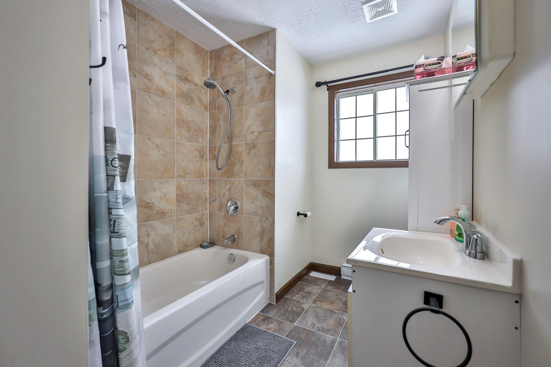 









258


Route 105

,
Messines,




QC
J0X2J0

