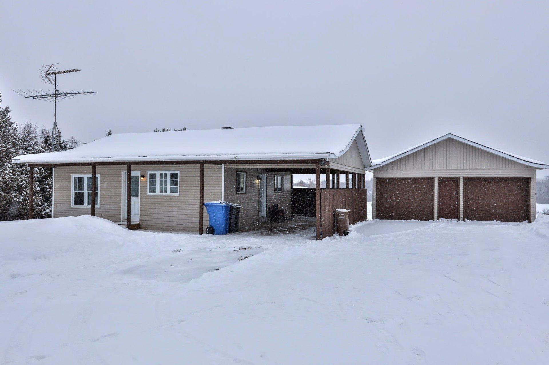 









258


Route 105

,
Messines,




QC
J0X2J0

