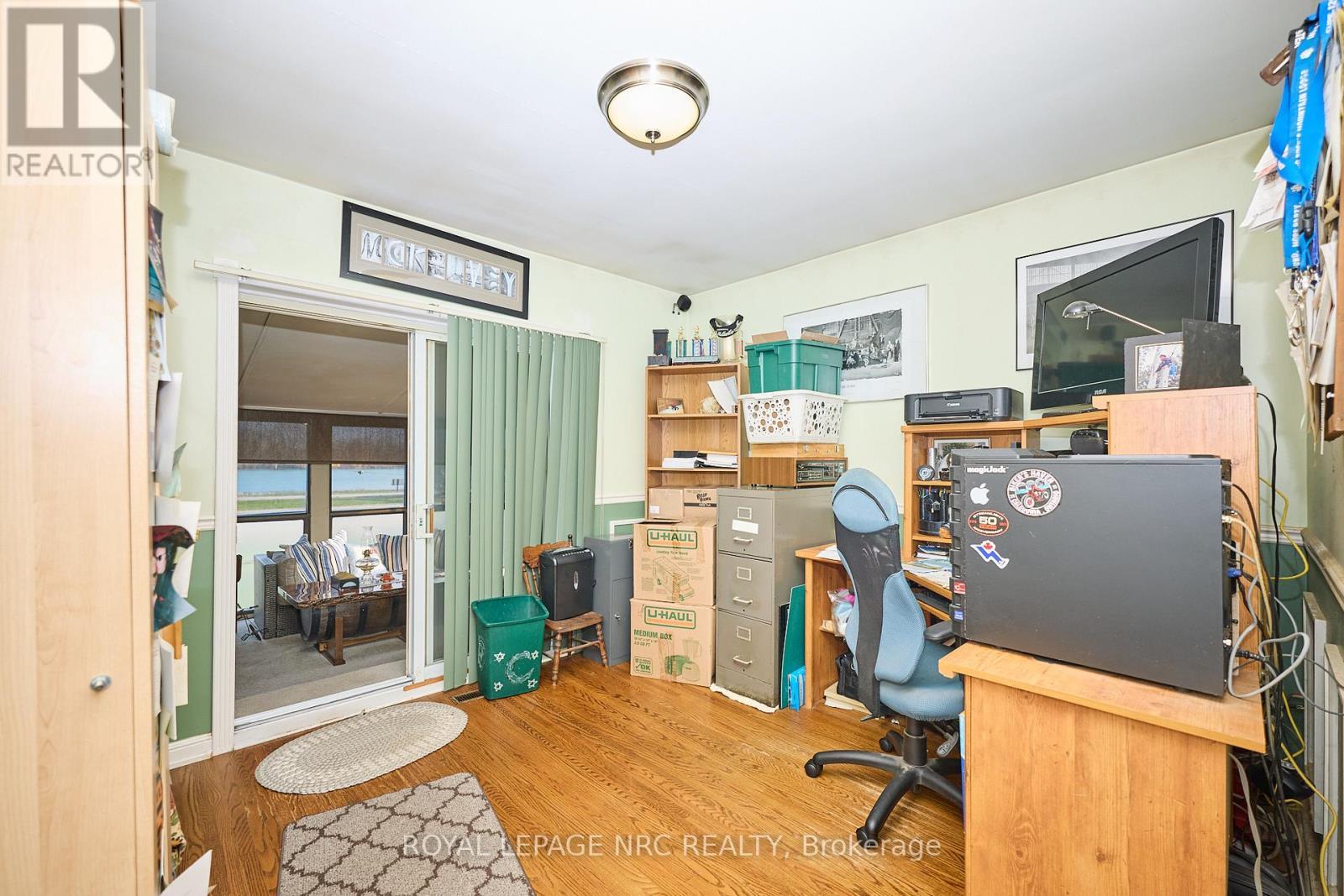 












624 BUNTING ROAD

,
St. Catharines (Bunting/Linwell),




Ontario
L2M2Z8

