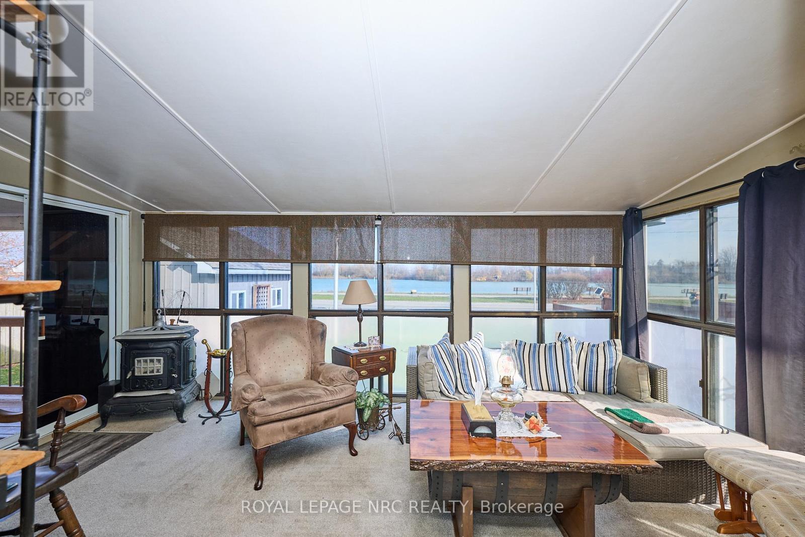 












624 BUNTING ROAD

,
St. Catharines (Bunting/Linwell),




Ontario
L2M2Z8

