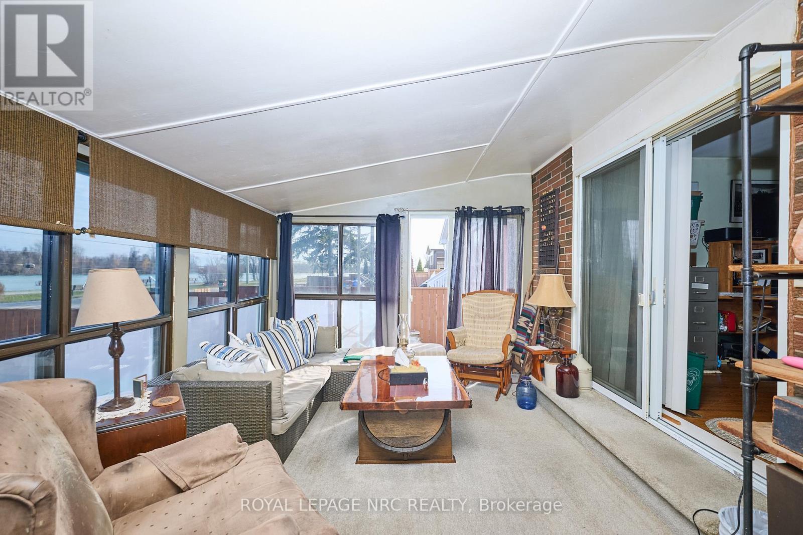 












624 BUNTING ROAD

,
St. Catharines (Bunting/Linwell),




Ontario
L2M2Z8

