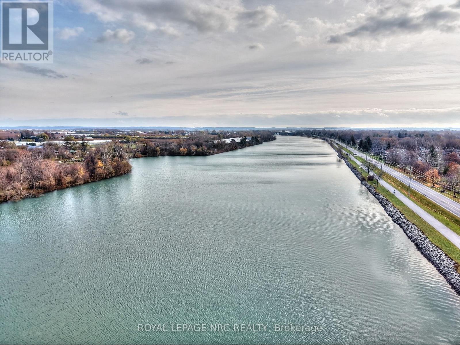 












624 BUNTING ROAD

,
St. Catharines (Bunting/Linwell),




Ontario
L2M2Z8

