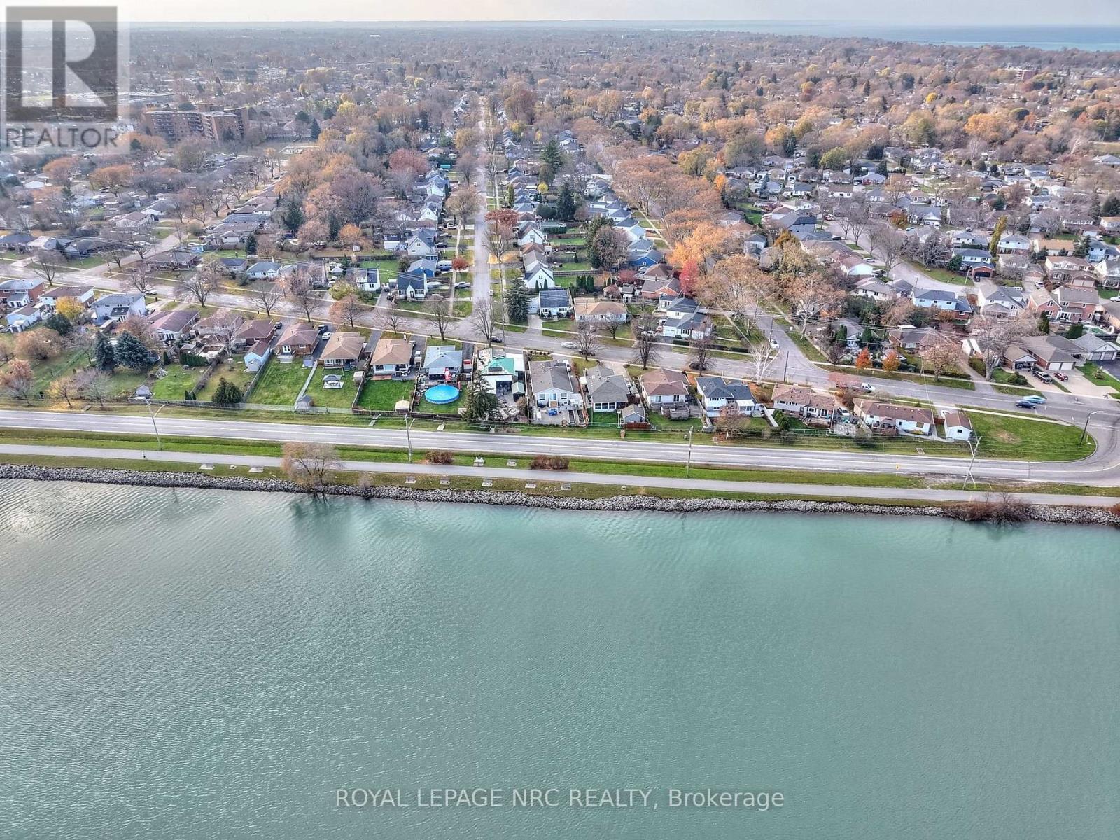 












624 BUNTING ROAD

,
St. Catharines (Bunting/Linwell),




Ontario
L2M2Z8

