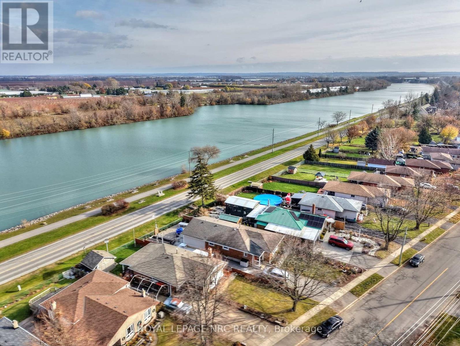 












624 BUNTING ROAD

,
St. Catharines (Bunting/Linwell),




Ontario
L2M2Z8

