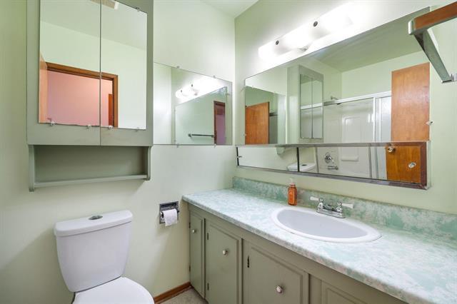 









414


MOODY

AVE,
Selkirk,




MB
R1A 0E8

