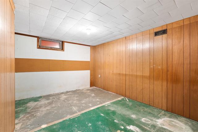 









414


MOODY

AVE,
Selkirk,




MB
R1A 0E8

