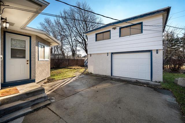 









414


MOODY

AVE,
Selkirk,




MB
R1A 0E8

