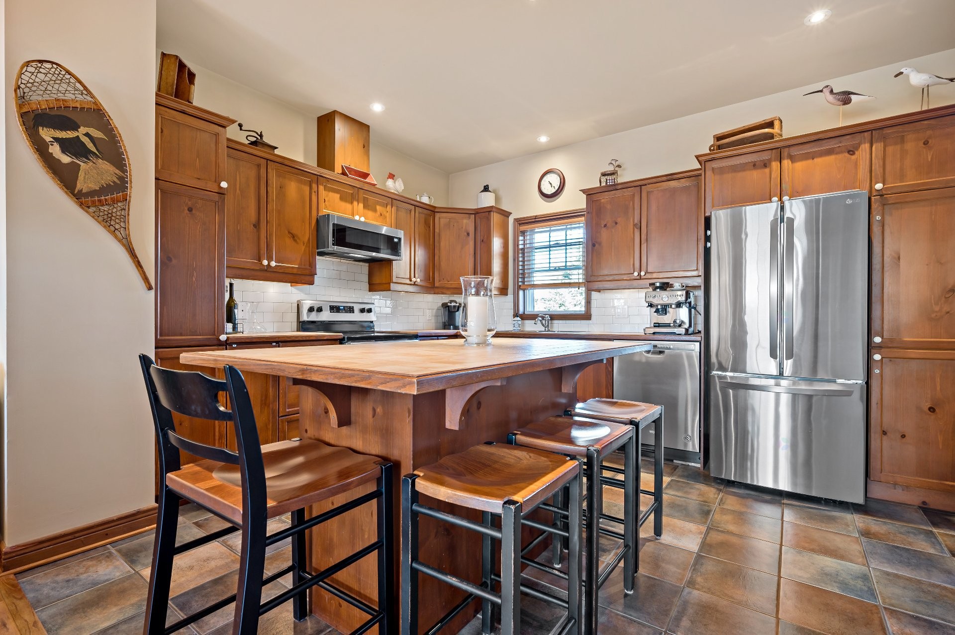 









175


Rue du Mont-Plaisant

, 4,
Mont-Tremblant,




QC
J8E1L2

